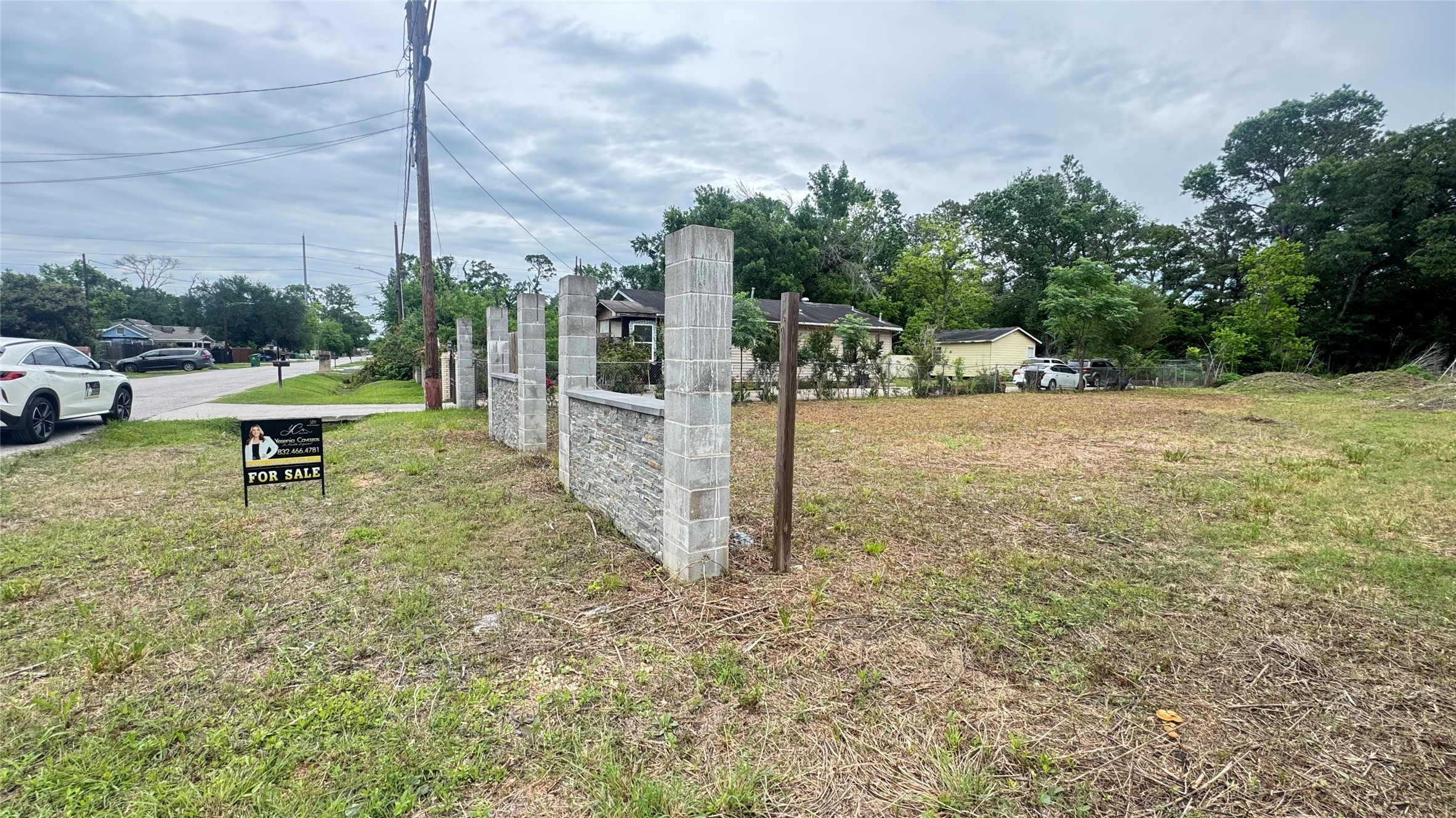 9016 Sherburne Street Property Photo 1