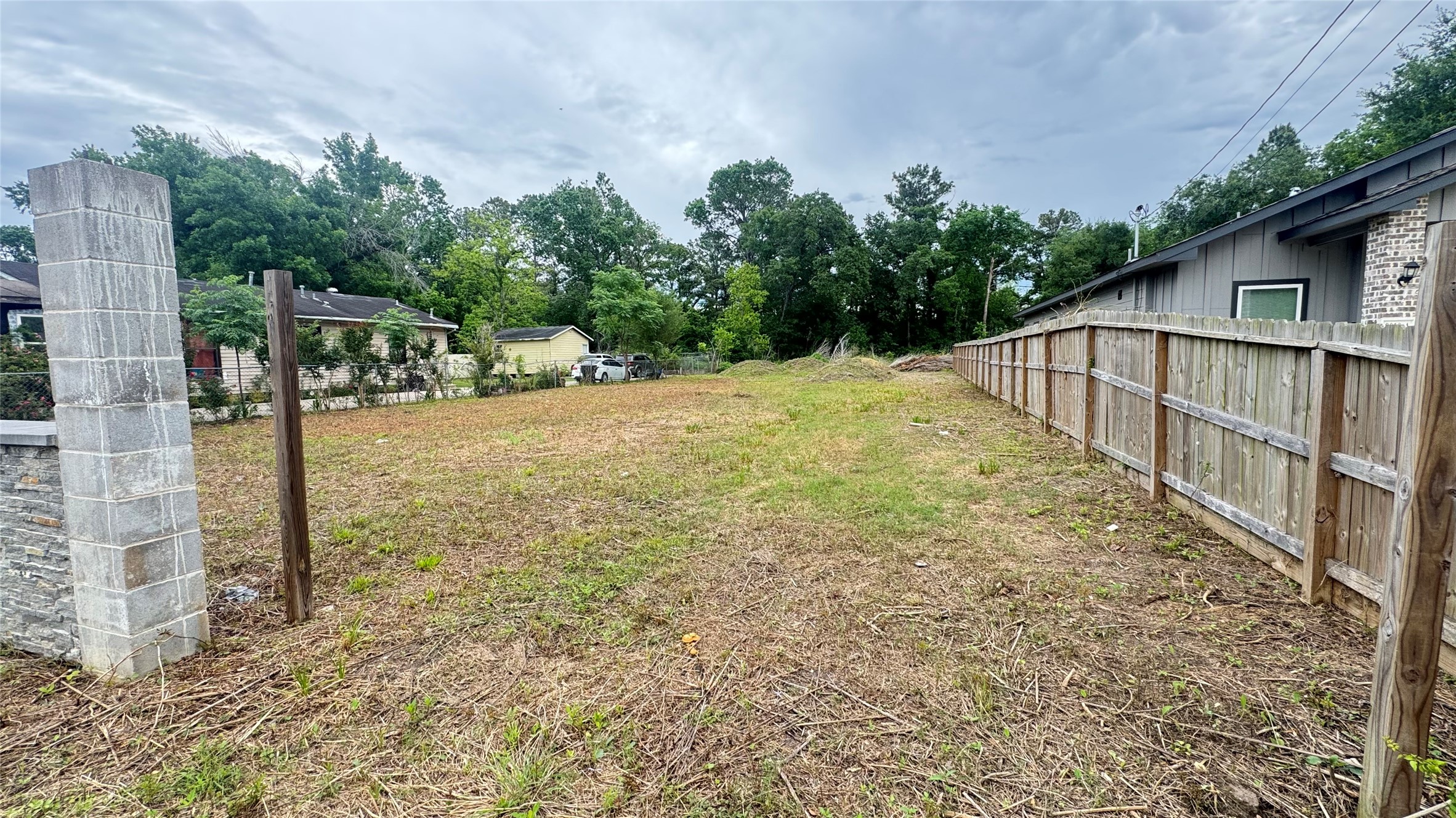 9016 Sherburne Street Property Photo 7