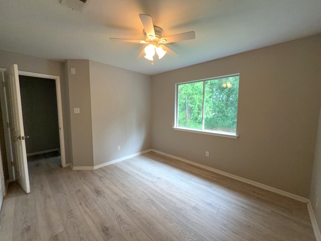 2106 Lexington Woods Drive Property Photo 10