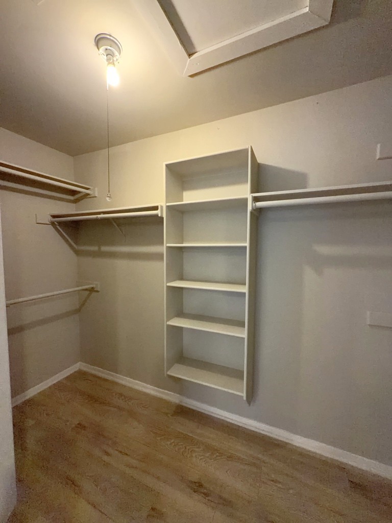 2106 Lexington Woods Drive Property Photo 21
