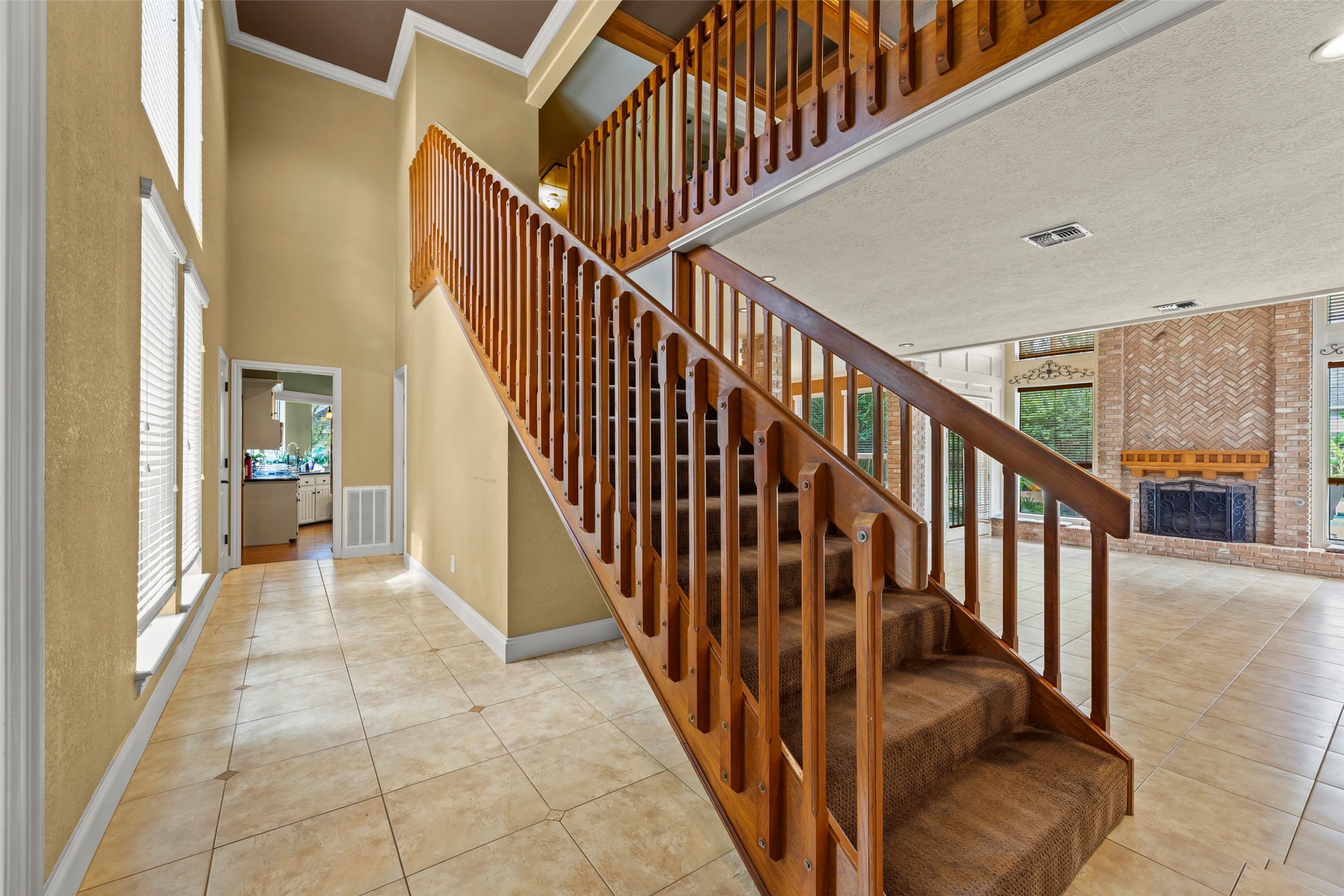 9714 Godstone Lane Property Photo 12