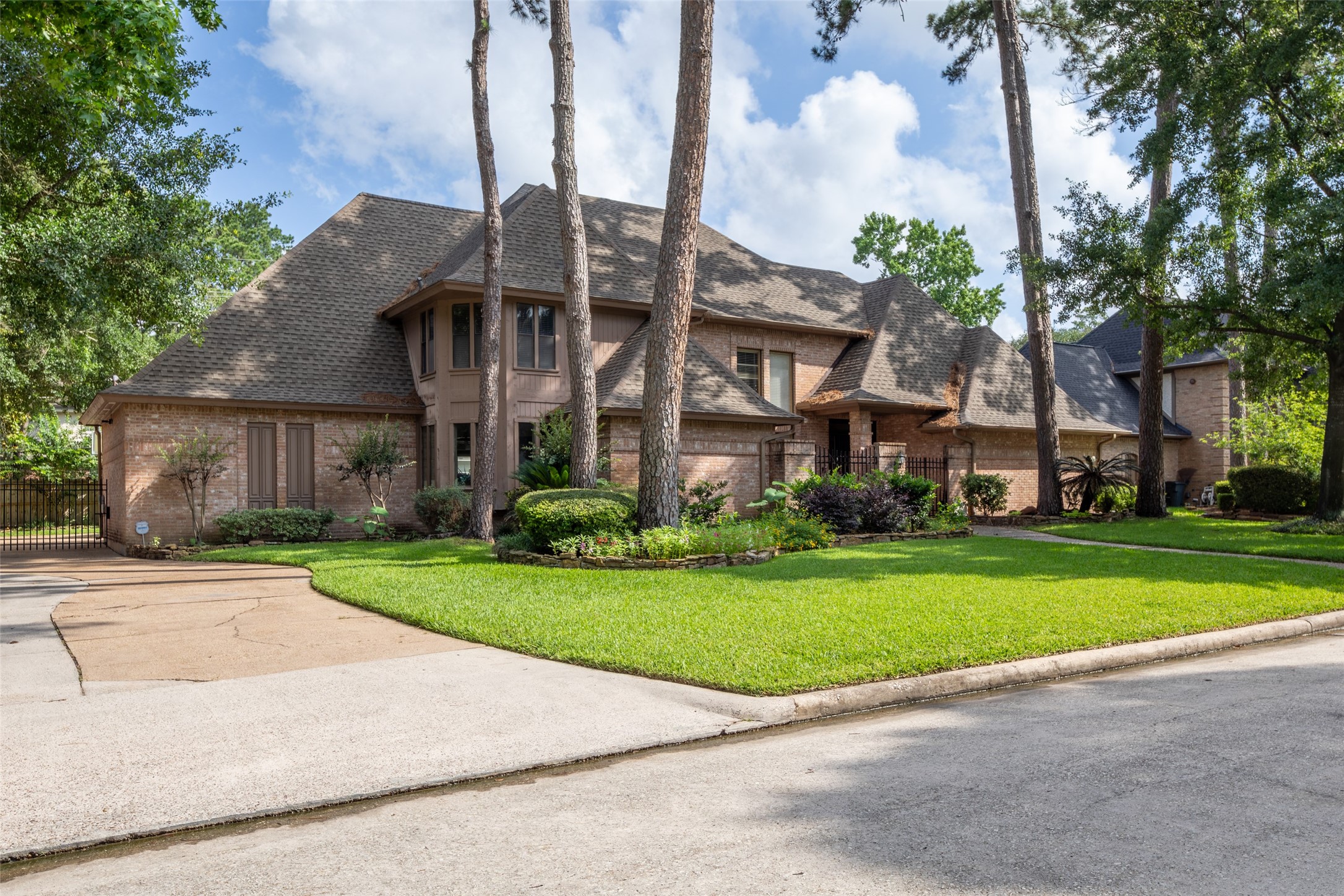 9714 Godstone Lane Property Photo 46
