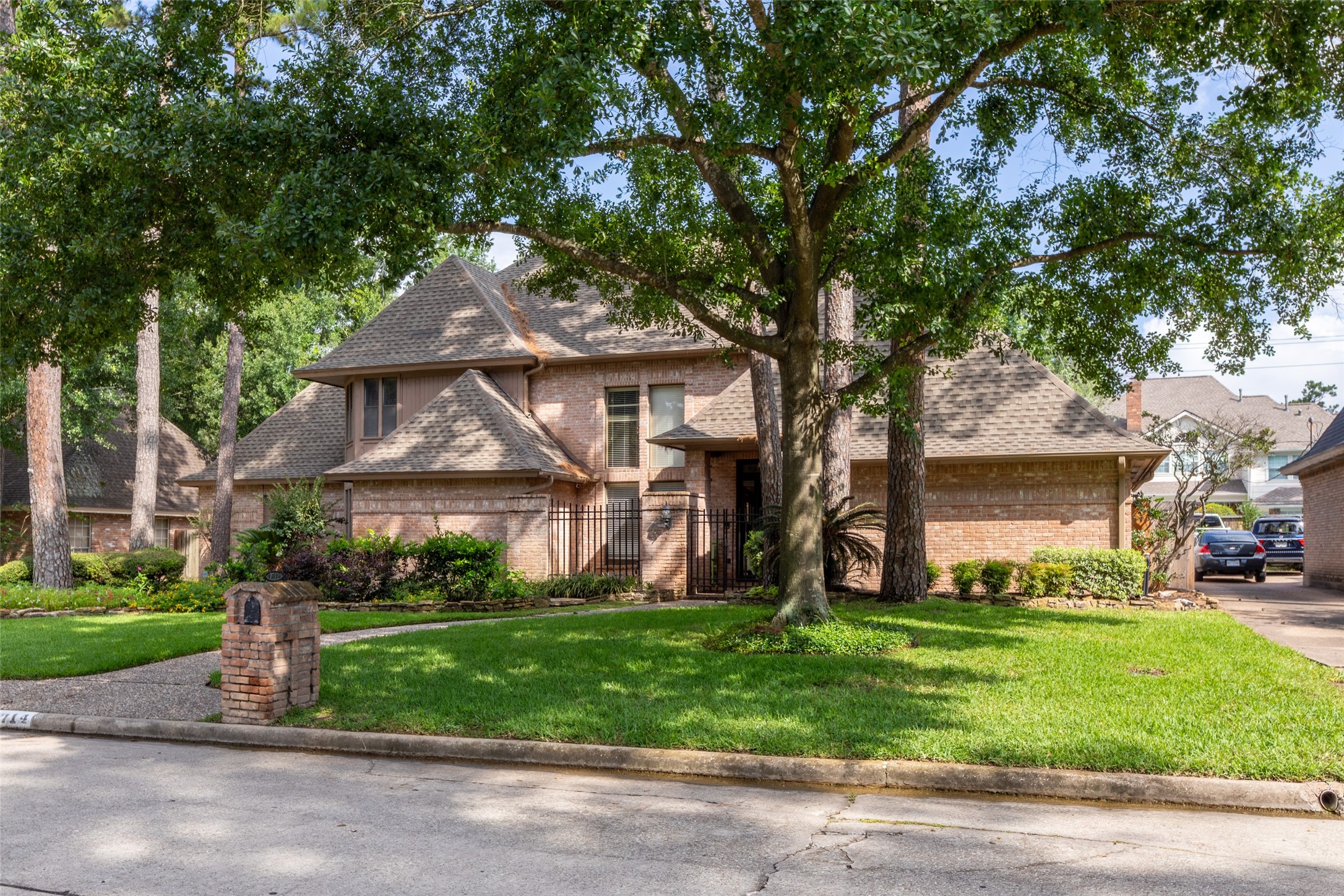 9714 Godstone Lane Property Photo 47