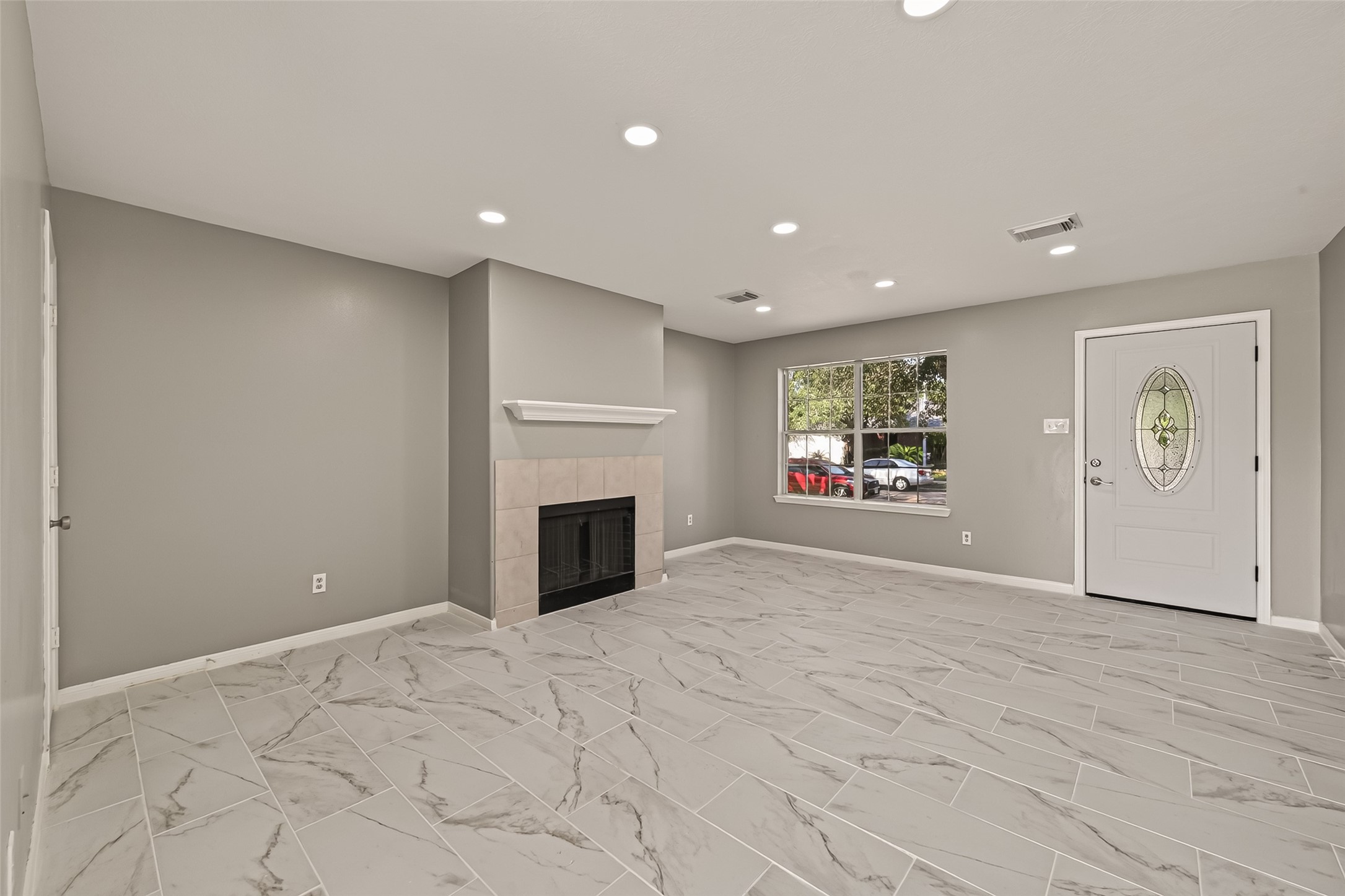 6542 Carly Park Way Property Photo 2