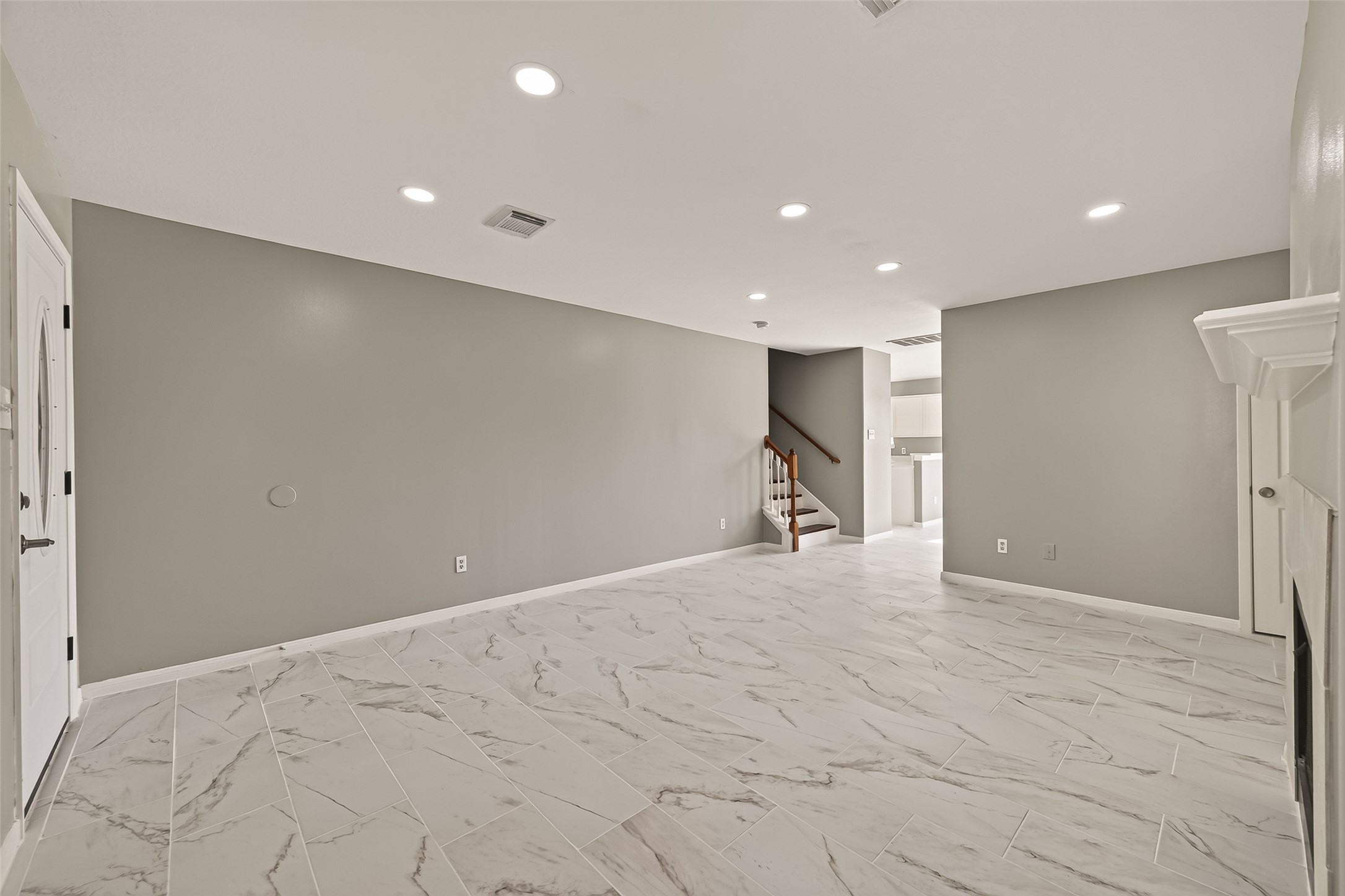 6542 Carly Park Way Property Photo 3