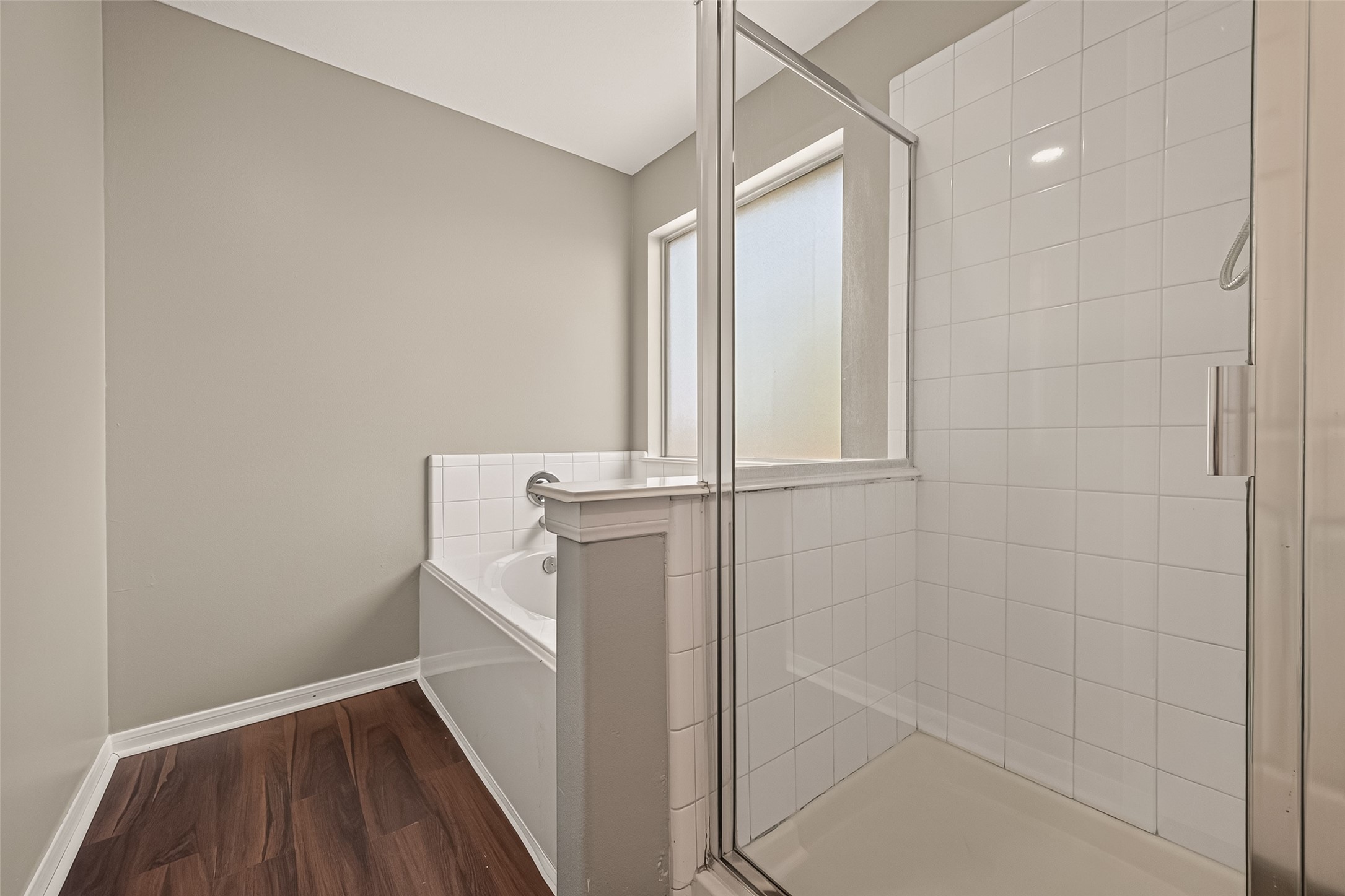 6542 Carly Park Way Property Photo 17