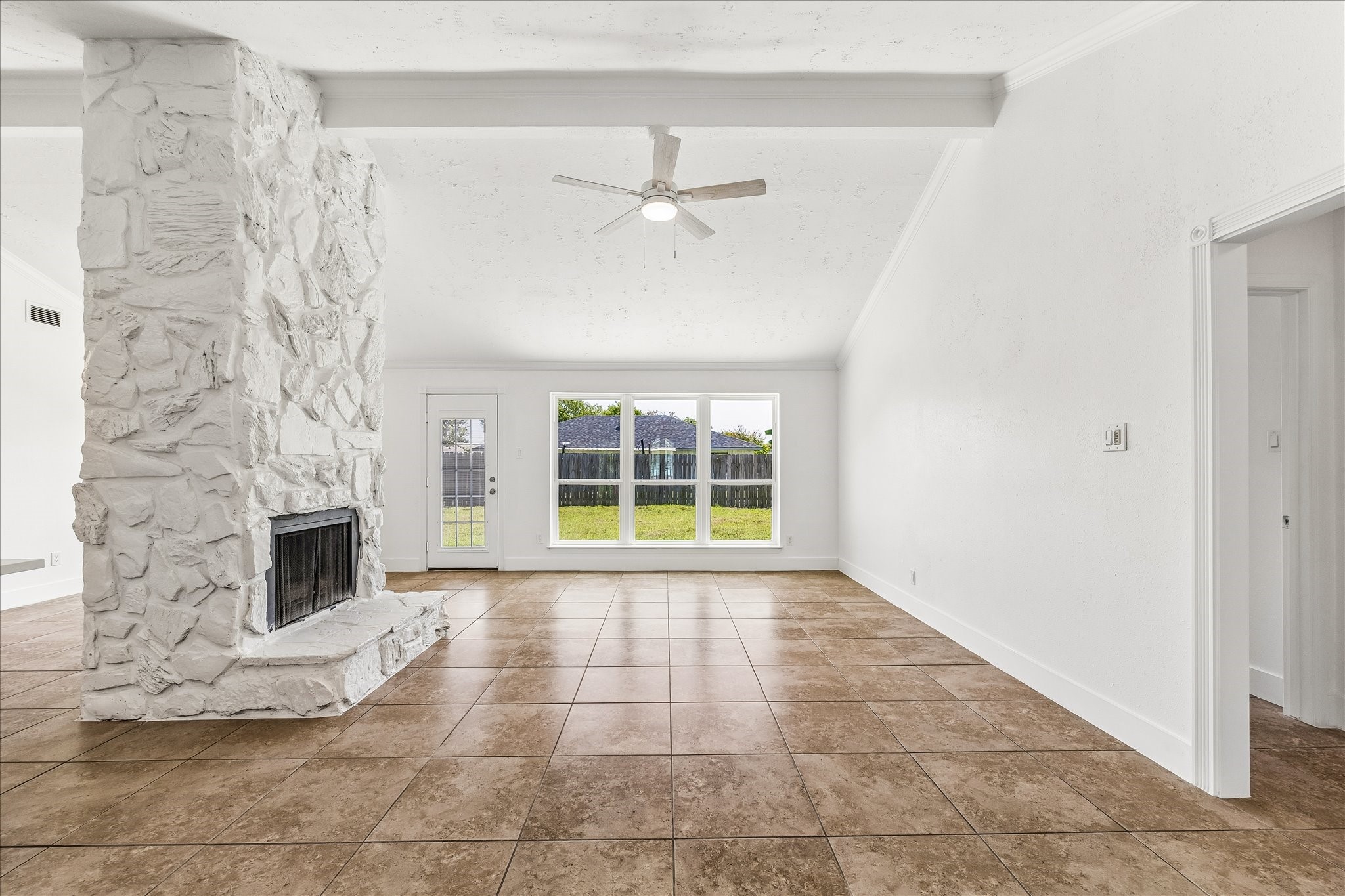 10111 Limewood Lane Property Photo 3