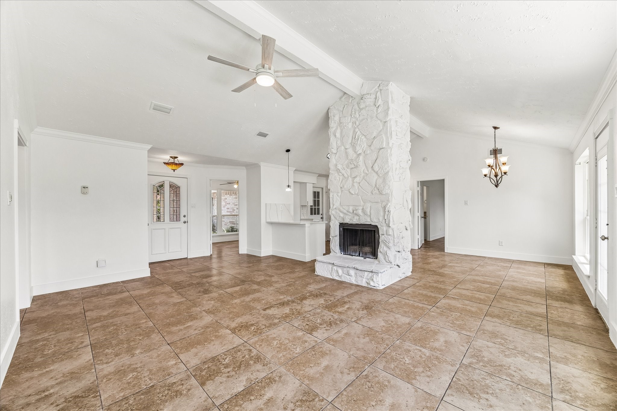 10111 Limewood Lane Property Photo 4