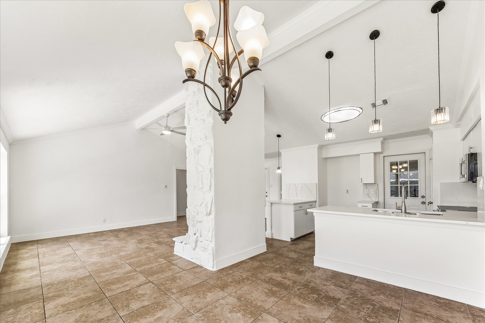 10111 Limewood Lane Property Photo 6