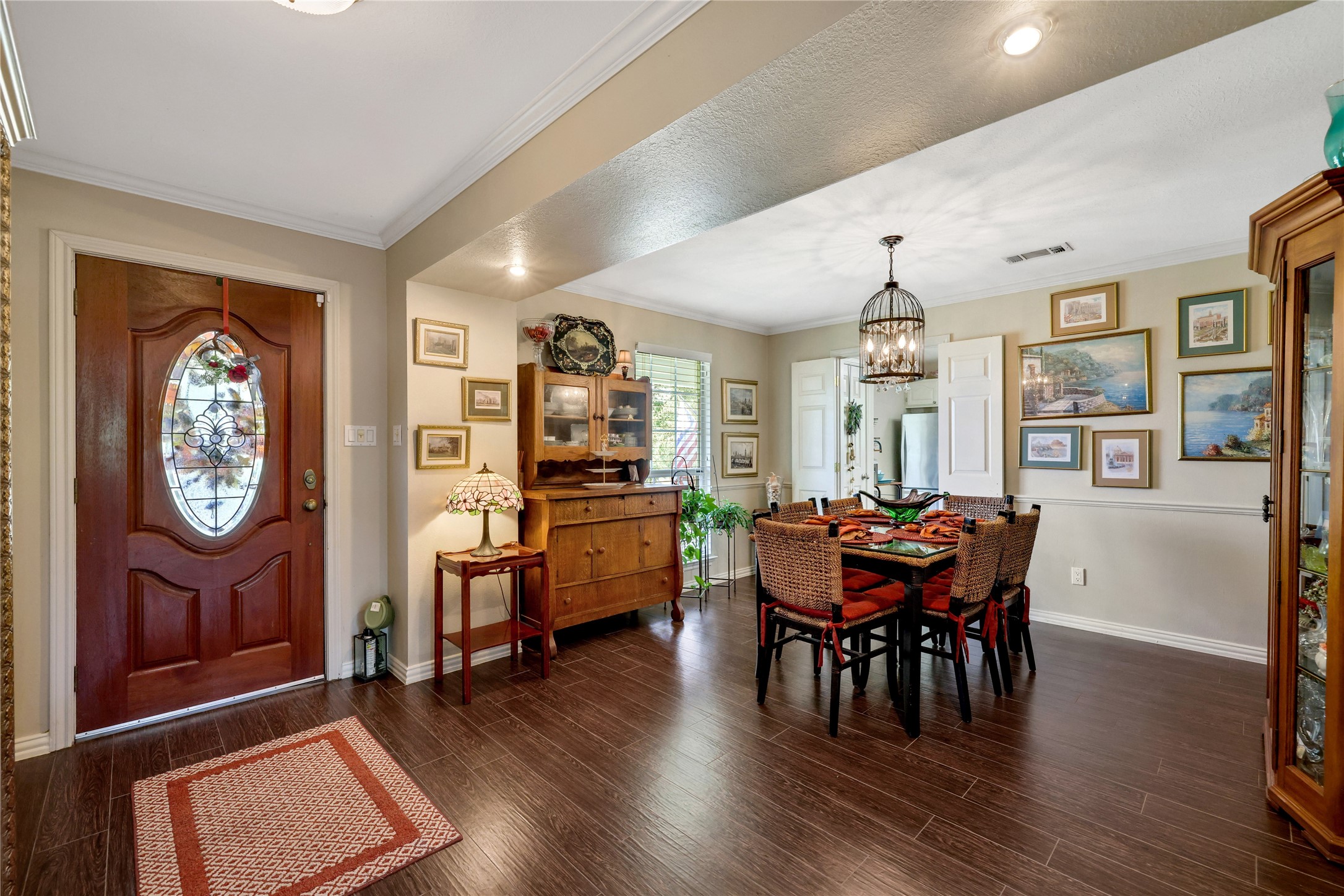 220 Lake Oaks Boulevard Property Photo 8