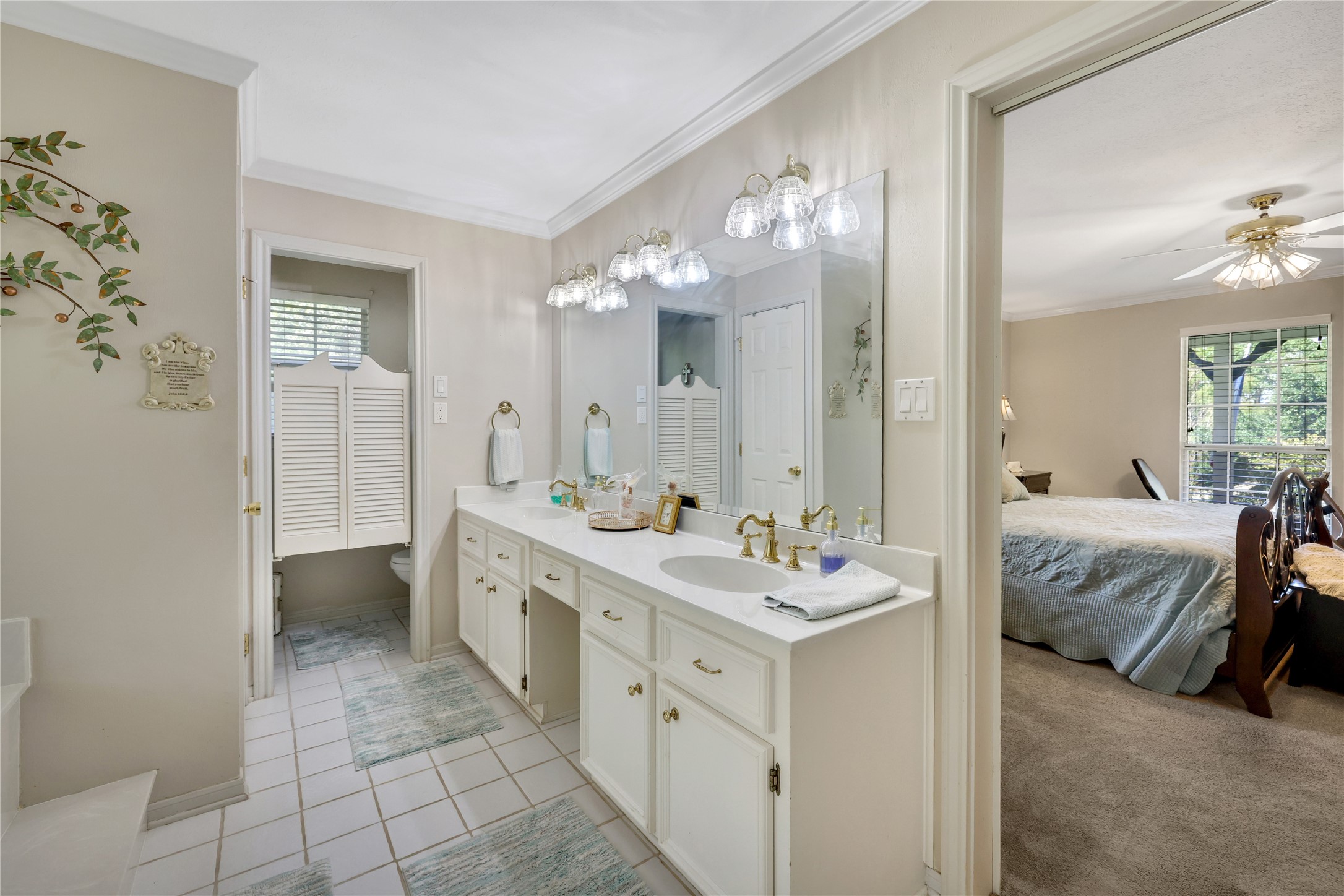 220 Lake Oaks Boulevard Property Photo 24