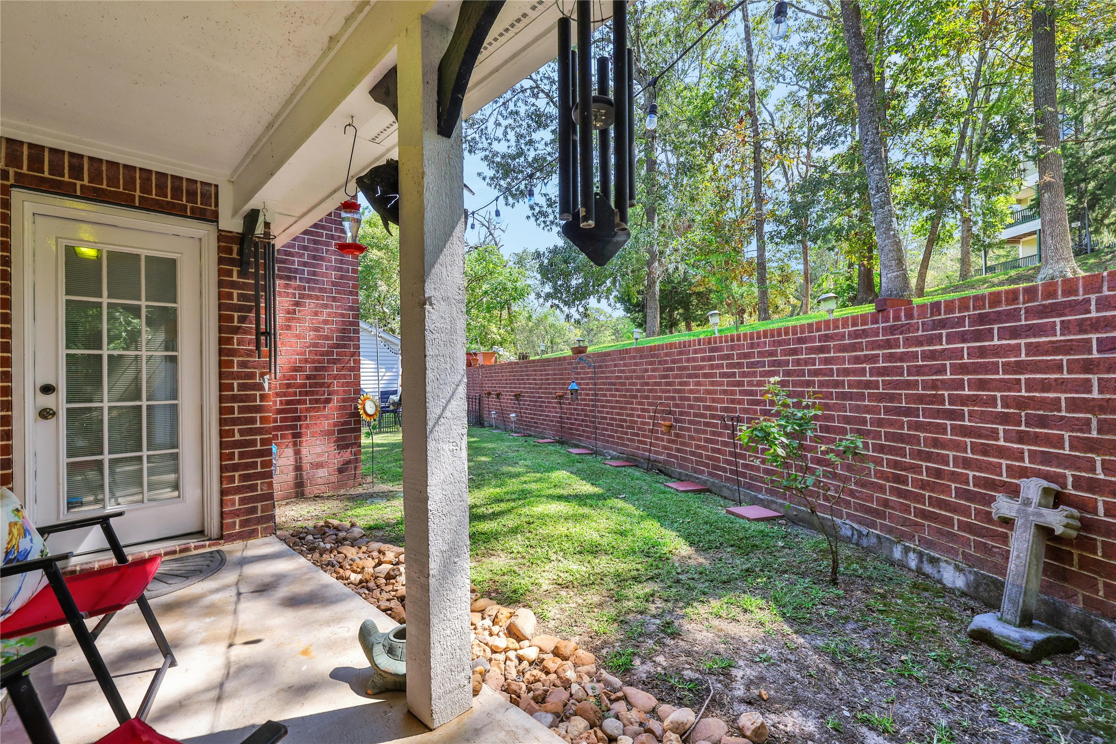 220 Lake Oaks Boulevard Property Photo 33