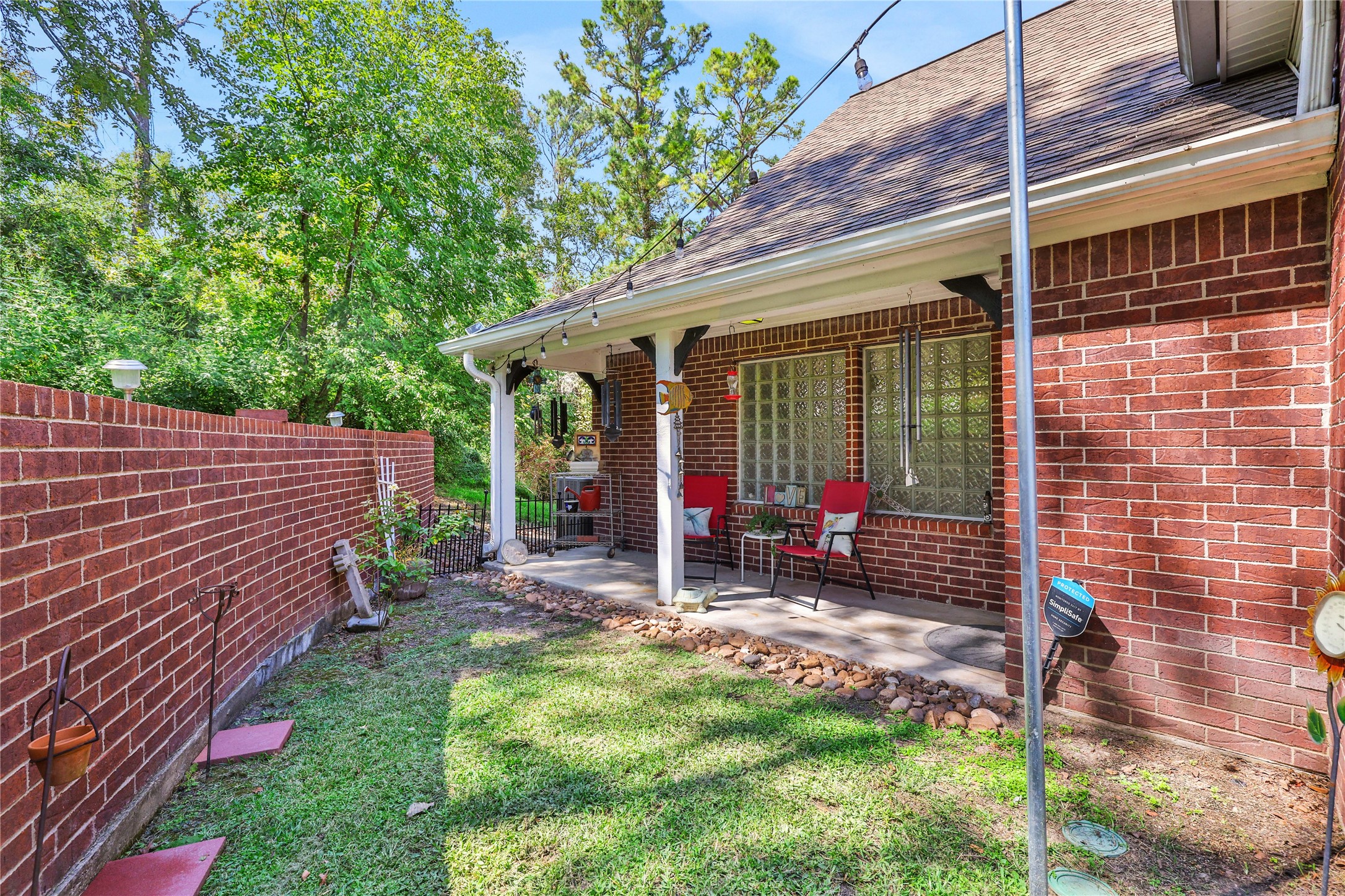 220 Lake Oaks Boulevard Property Photo 34