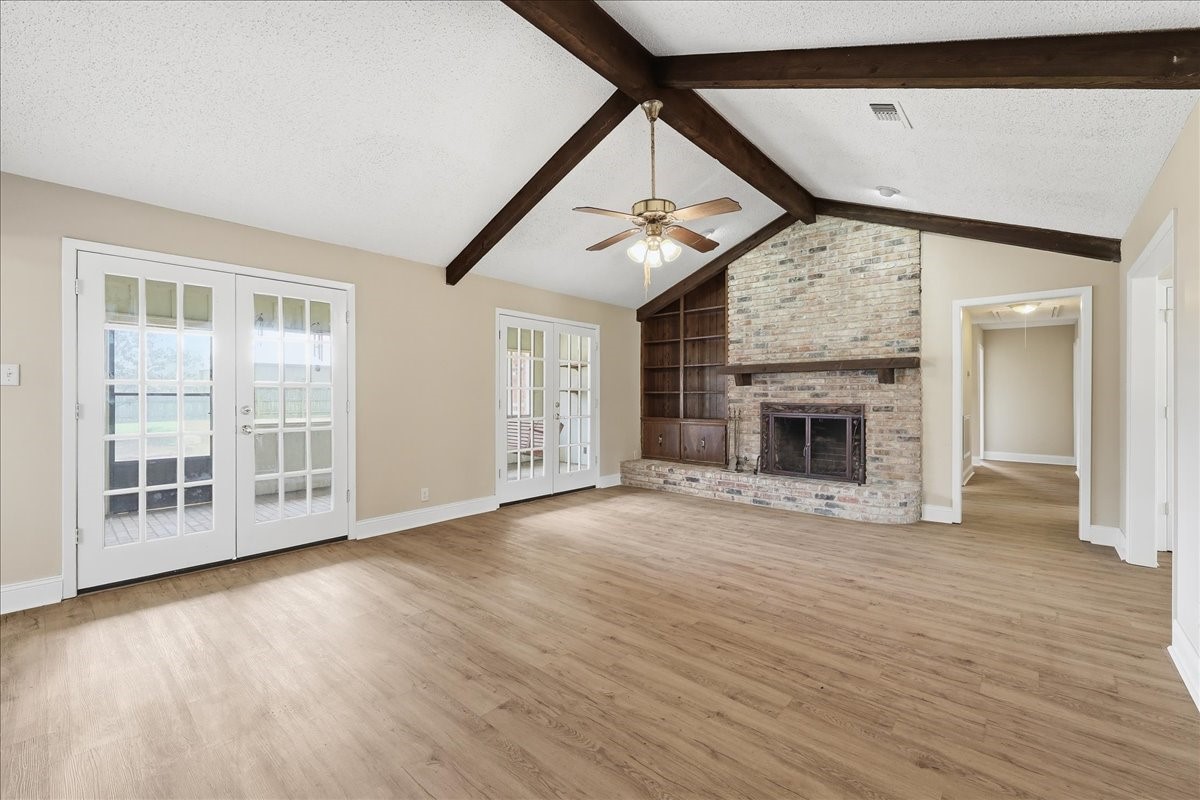 2201 Tall Oaks Drive Property Photo 7