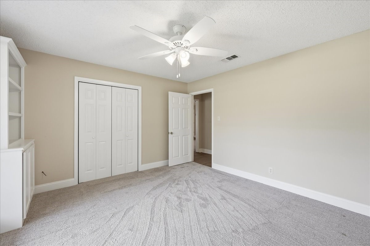 2201 Tall Oaks Drive Property Photo 24