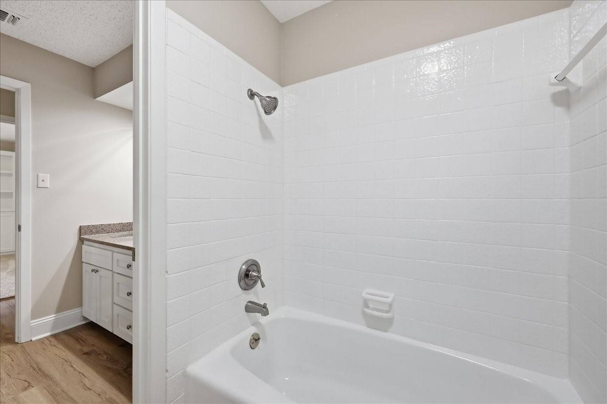 2201 Tall Oaks Drive Property Photo 26