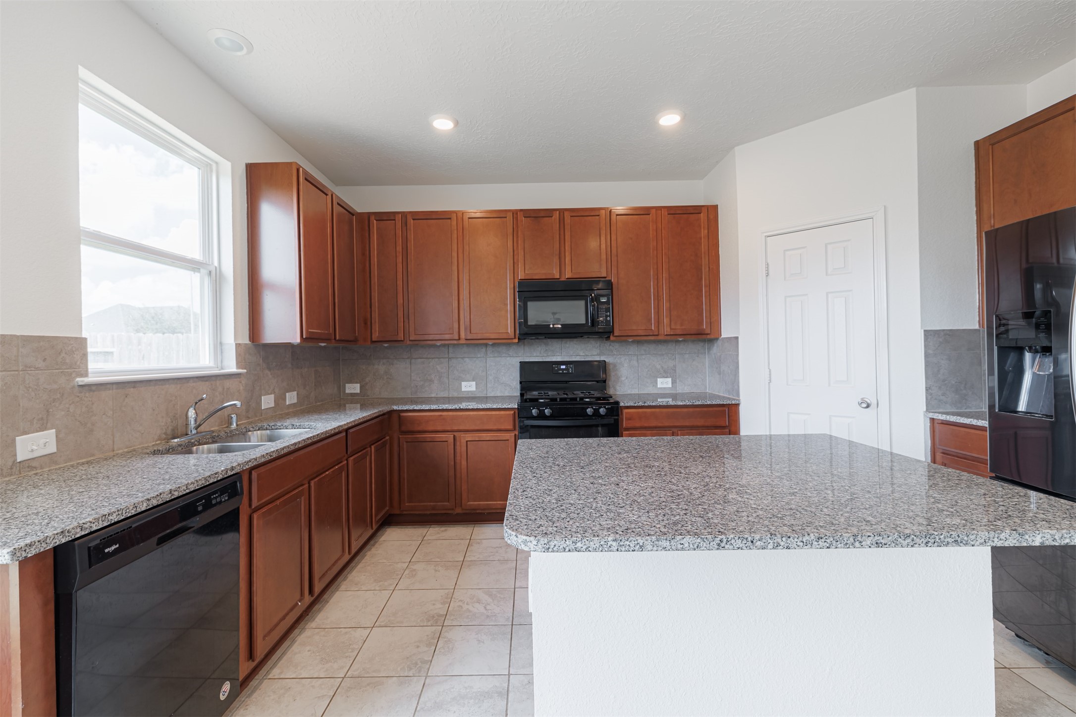 28523 Willow Orchard Lane Property Photo 12