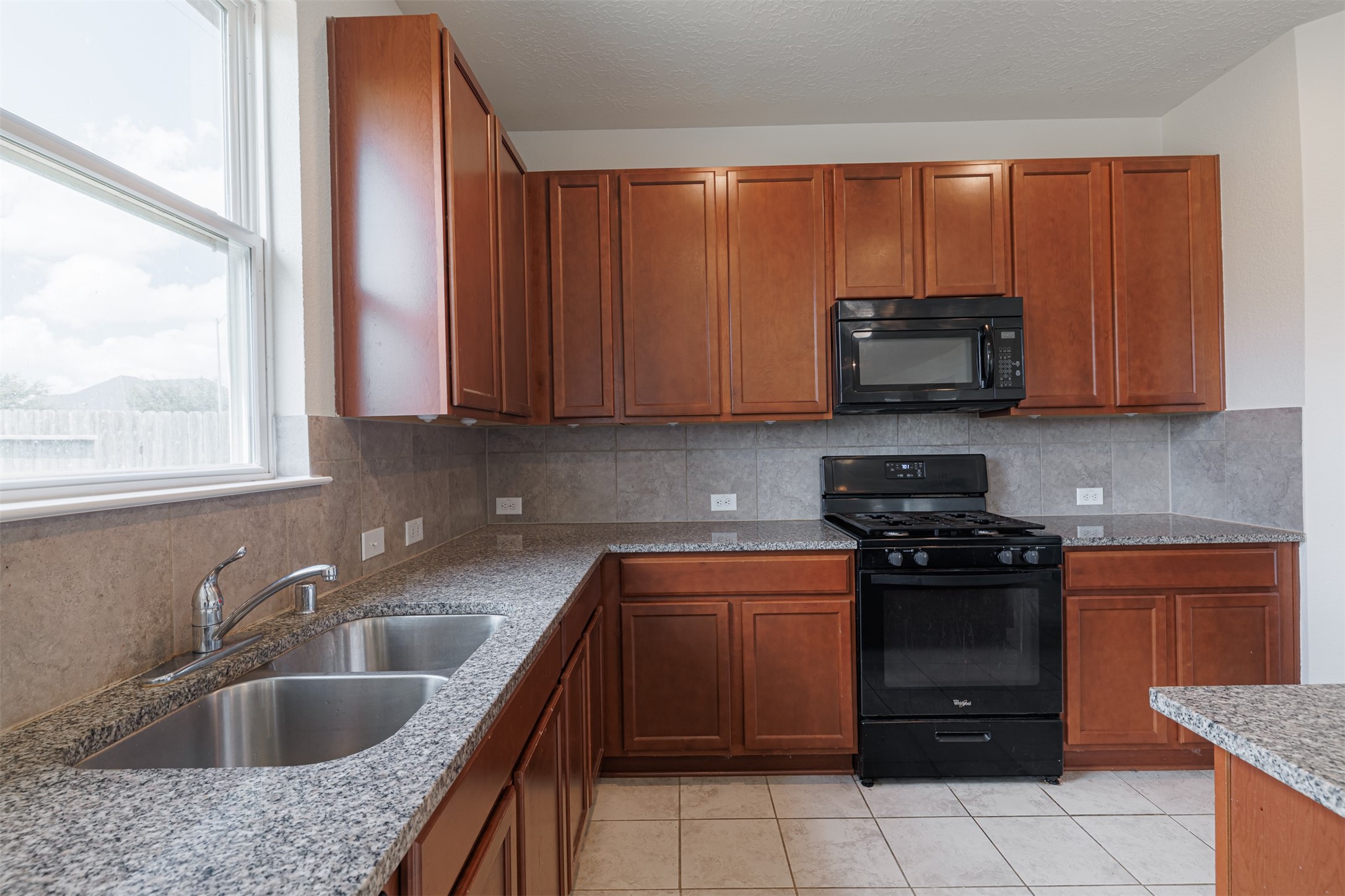 28523 Willow Orchard Lane Property Photo 14