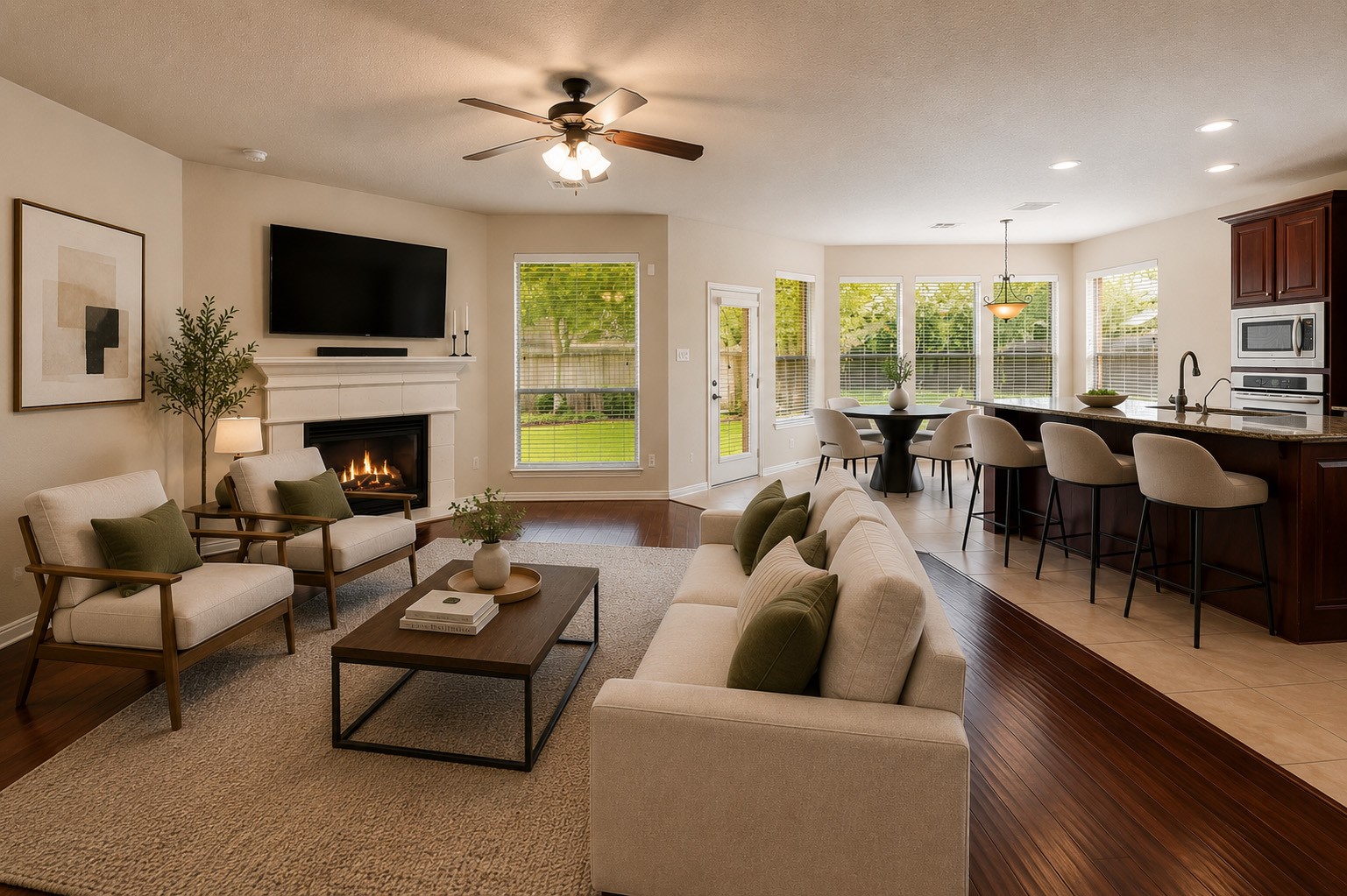 18323 E Laura Shore Drive Property Photo 8