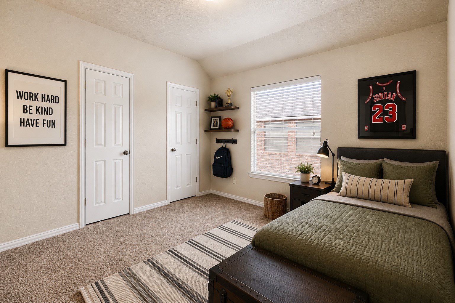 18323 E Laura Shore Drive Property Photo 21