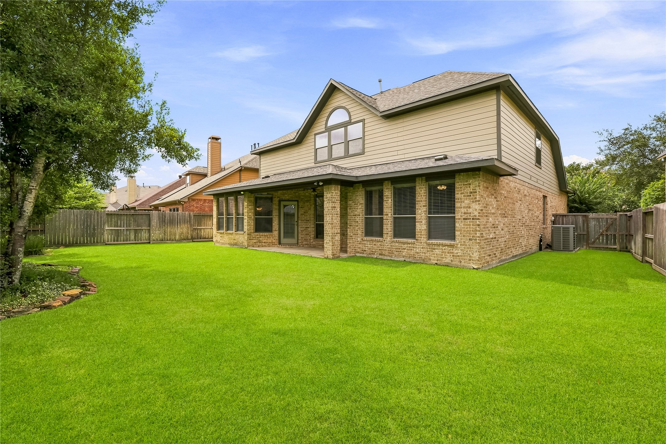 18323 E Laura Shore Drive Property Photo 25