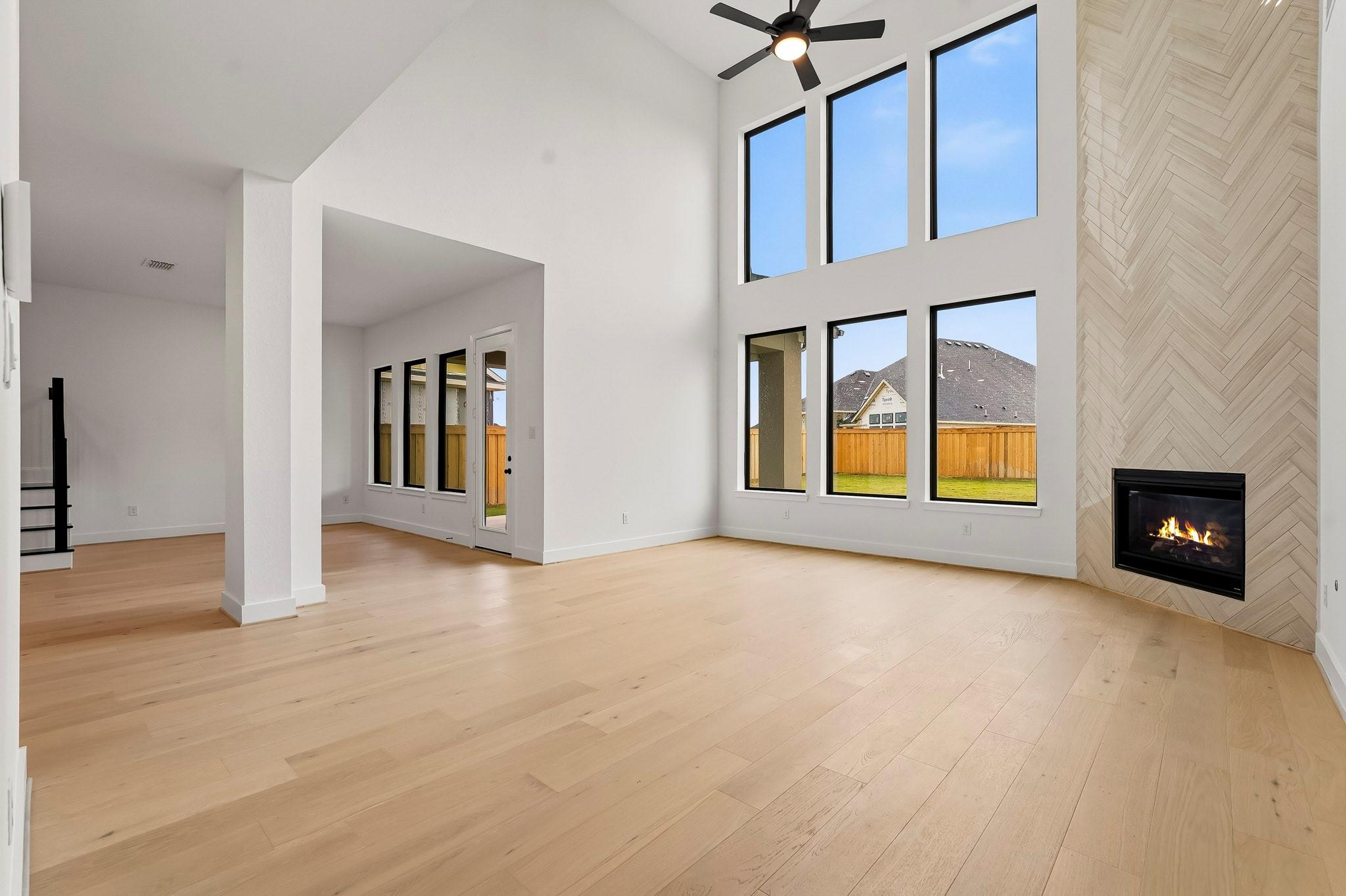 14210 La Piazza Property Photo 4
