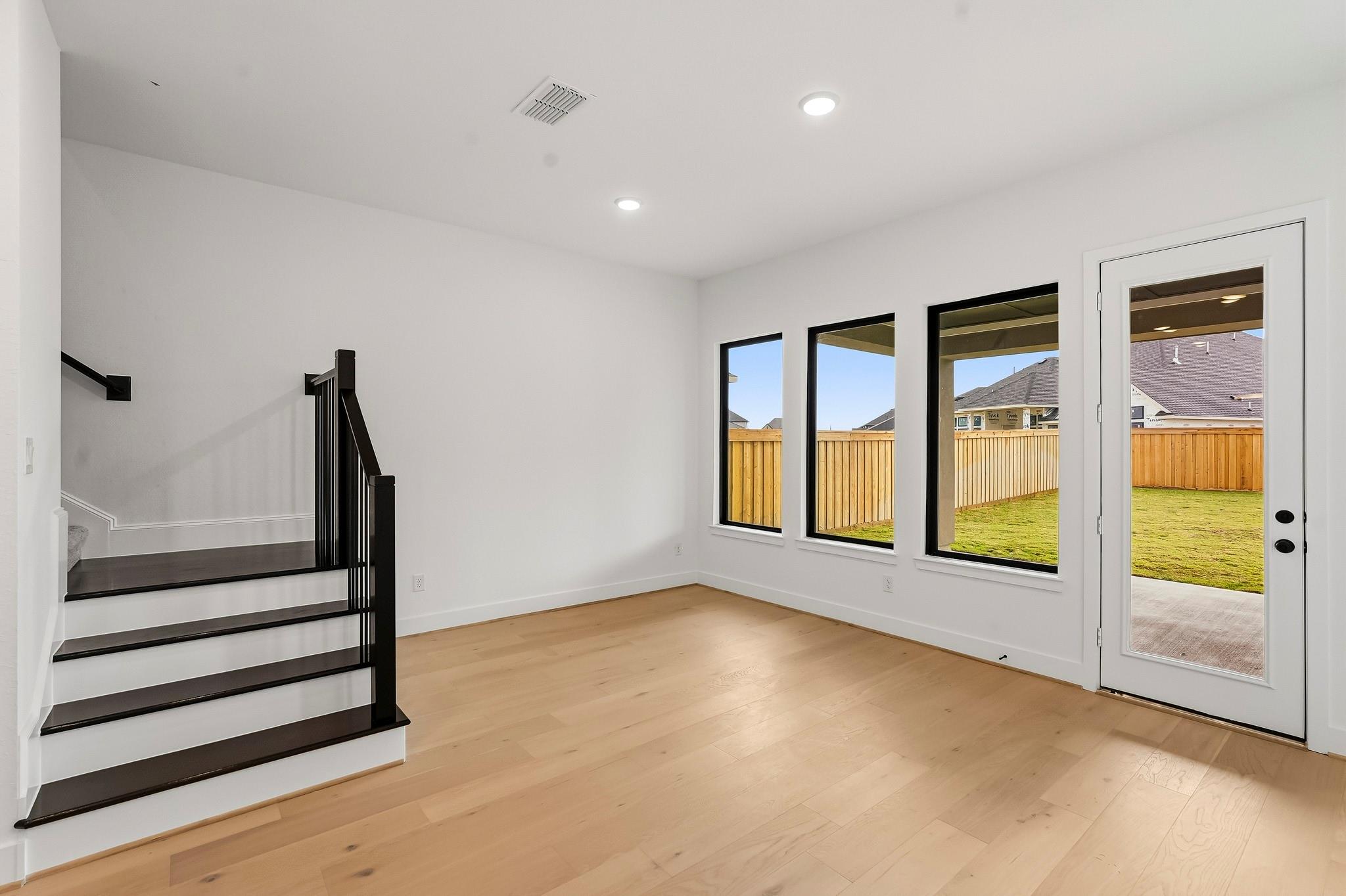 14210 La Piazza Property Photo 6