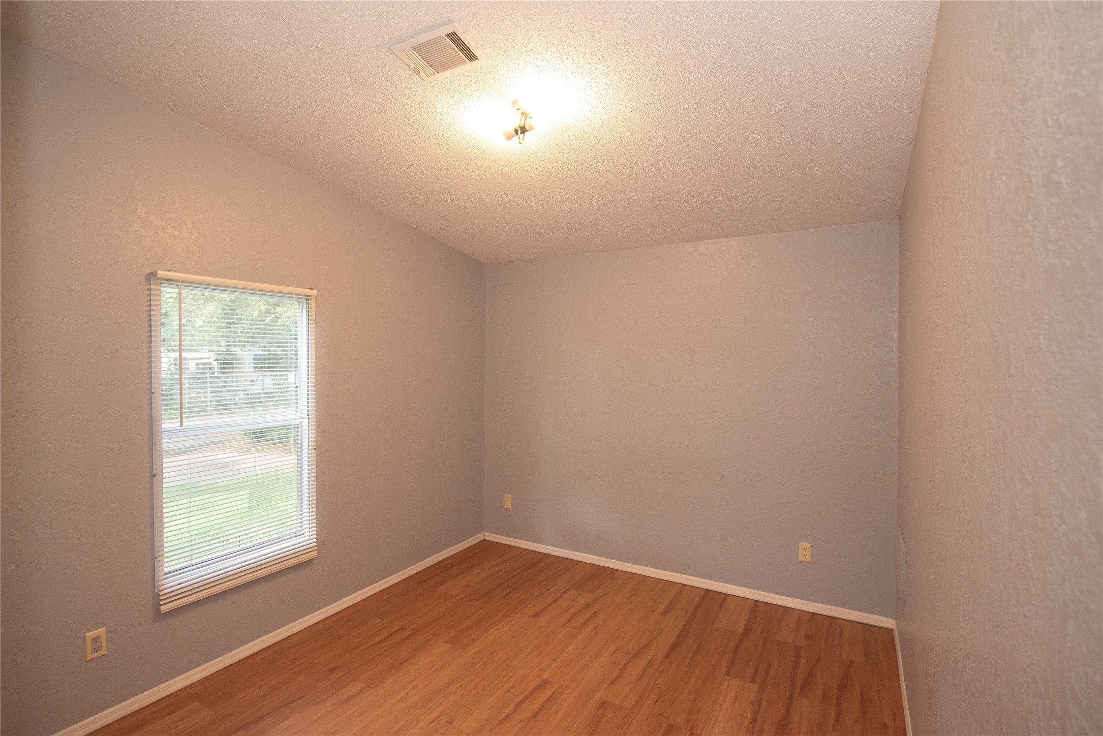 11804 Trickey Road Property Photo 8
