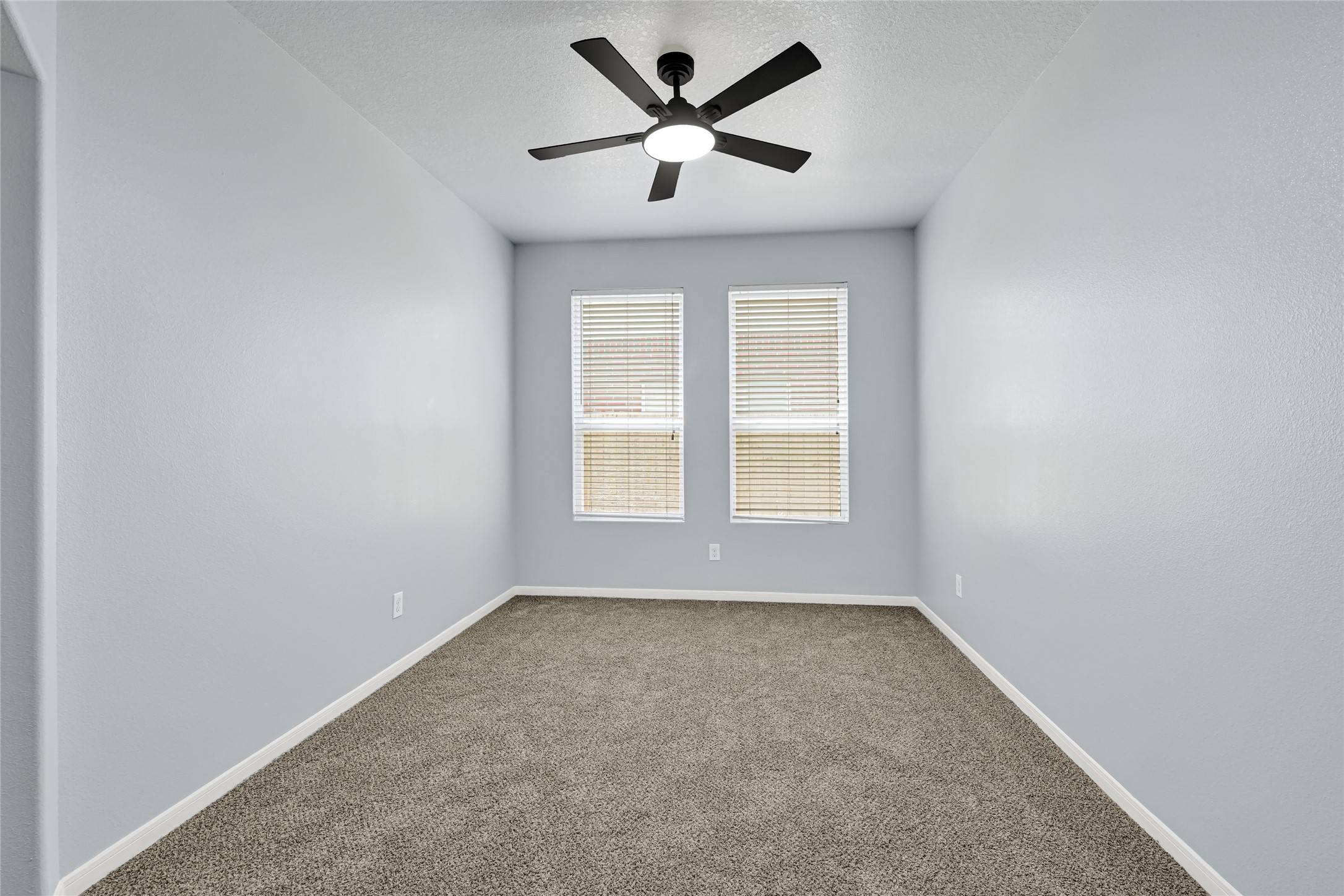 1827 Macondray Drive Property Photo 15