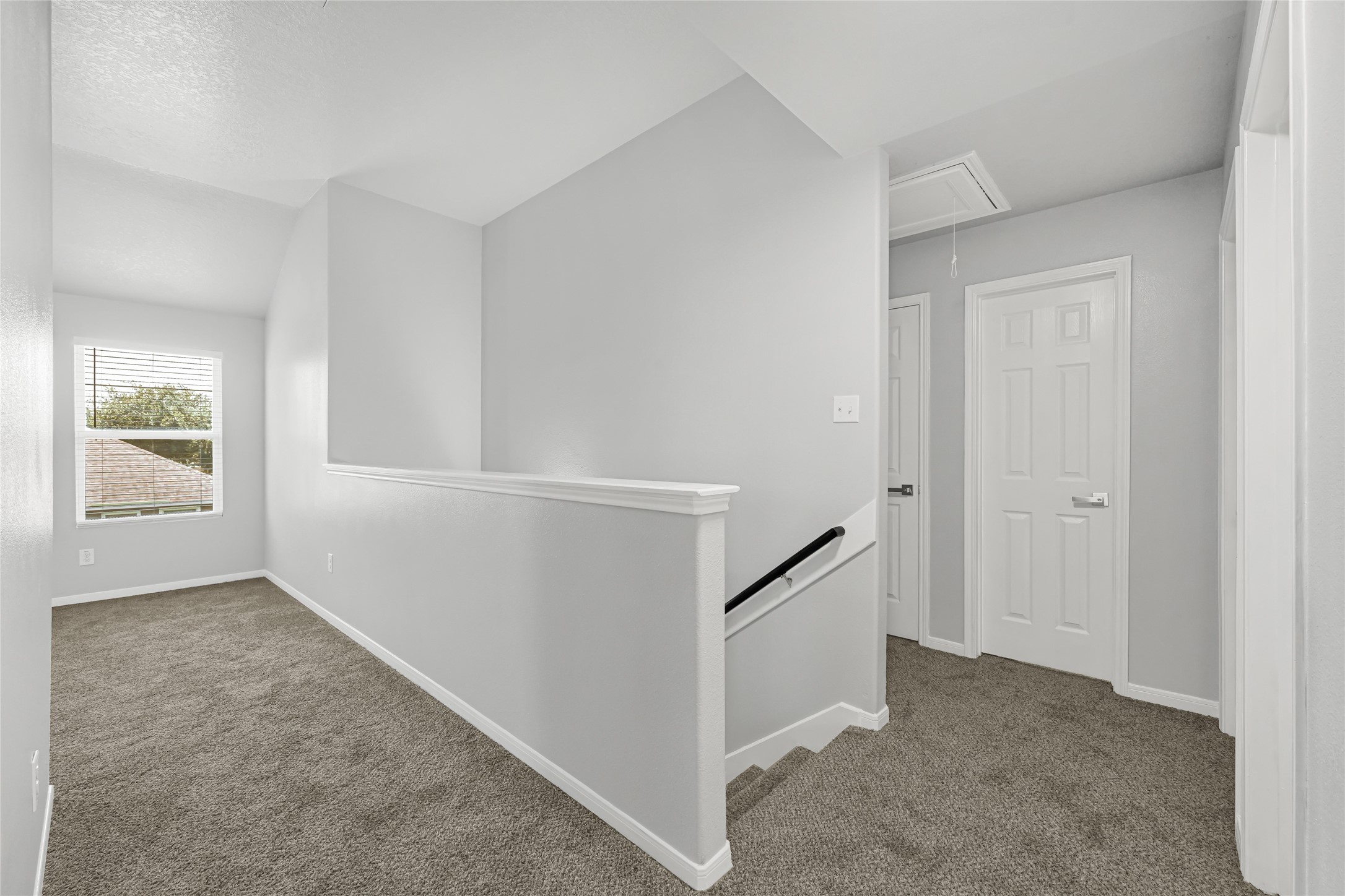 1827 Macondray Drive Property Photo 17