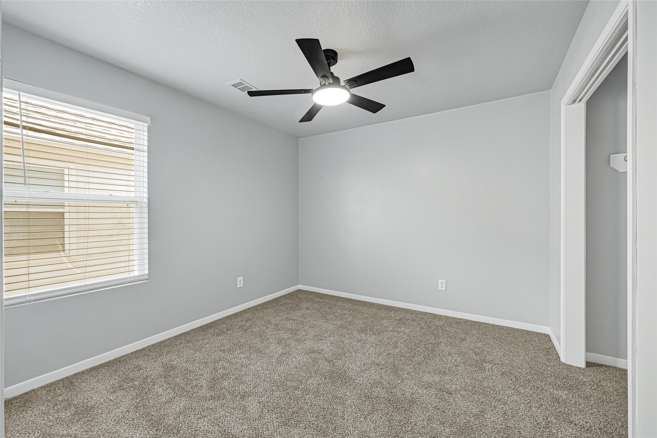 1827 Macondray Drive Property Photo 26