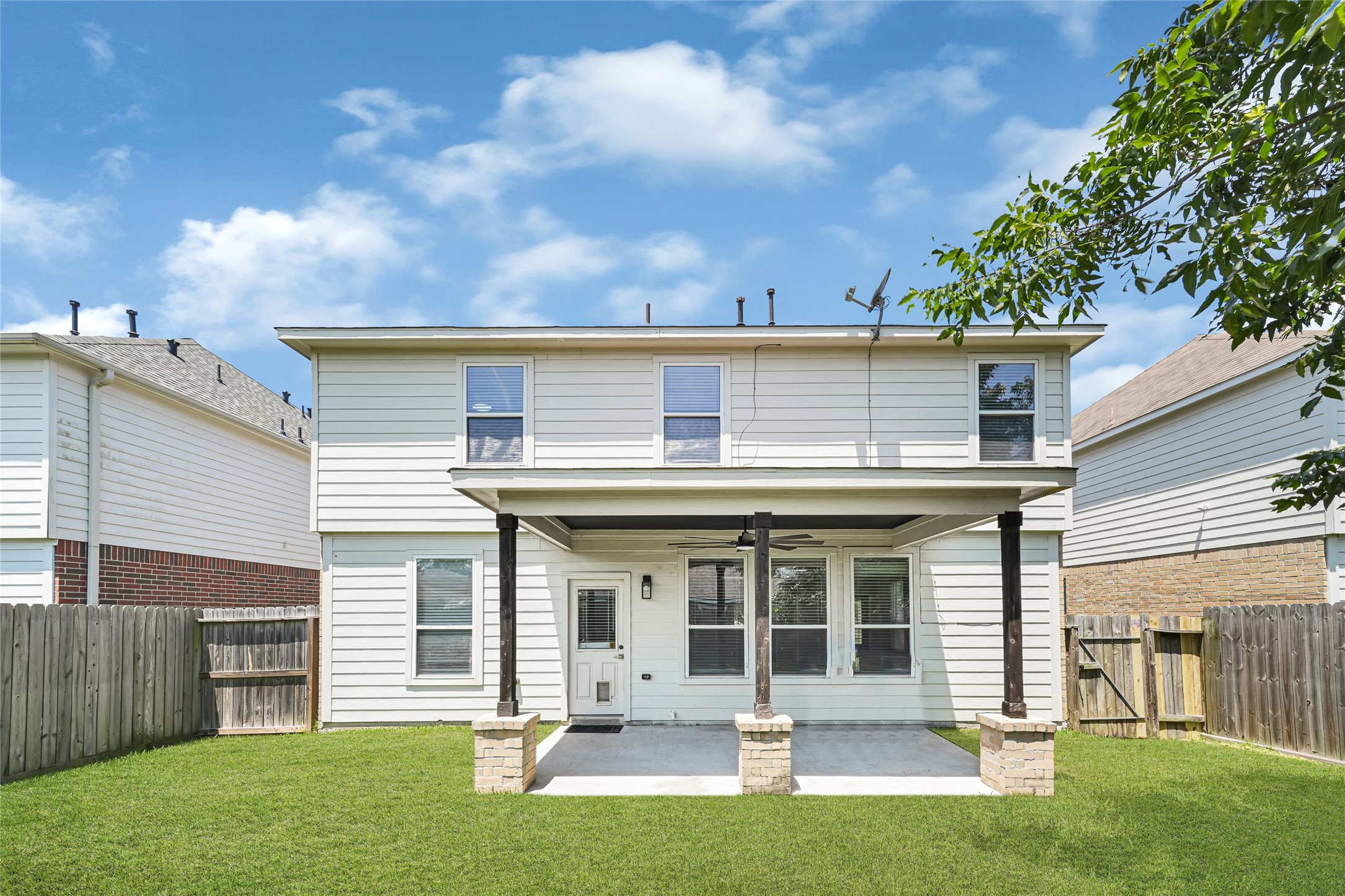 1827 Macondray Drive Property Photo 31