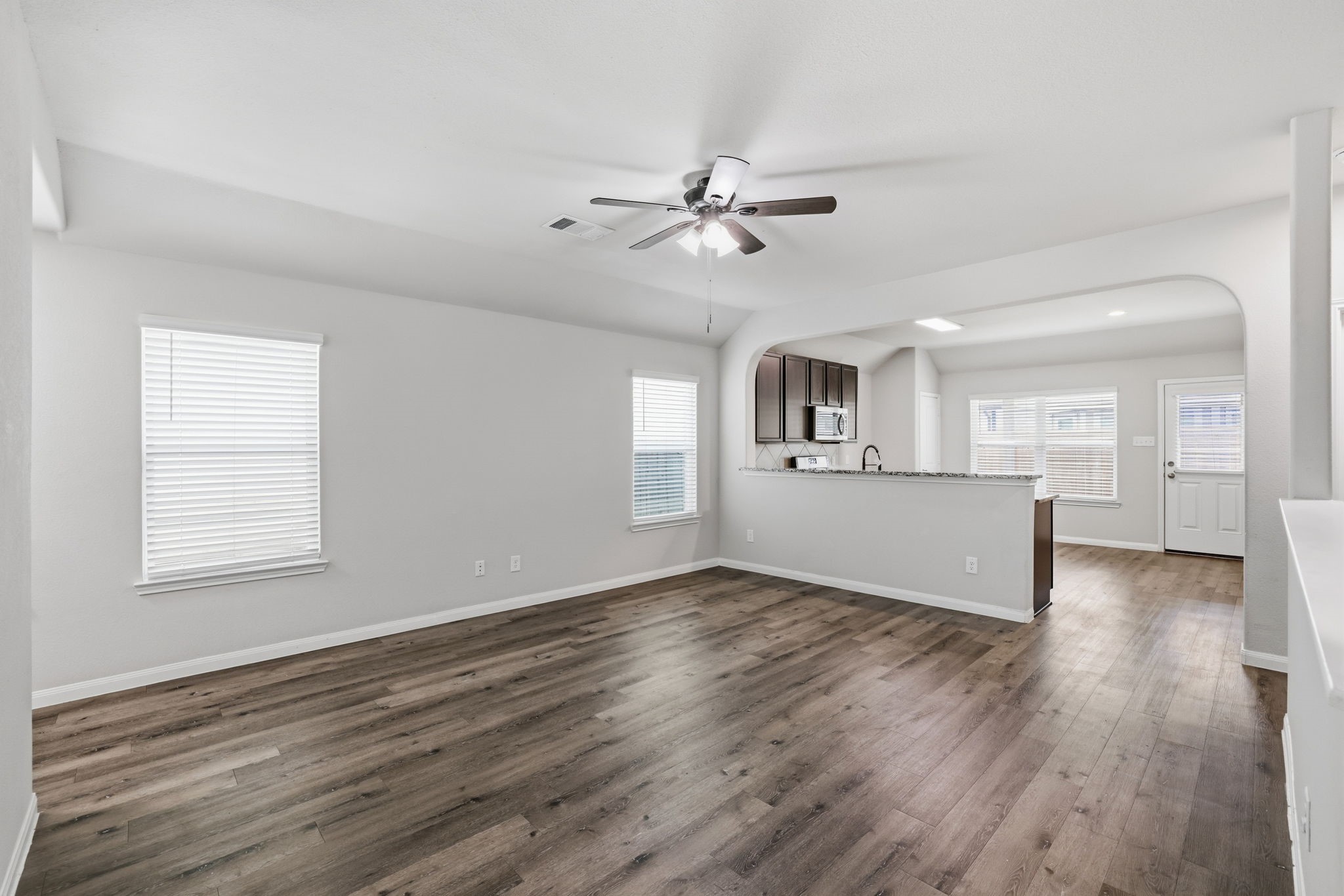 25387 Grotto Falls Lane Property Photo 6