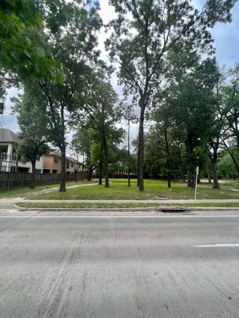 7706 Westview Drive Property Photo 1