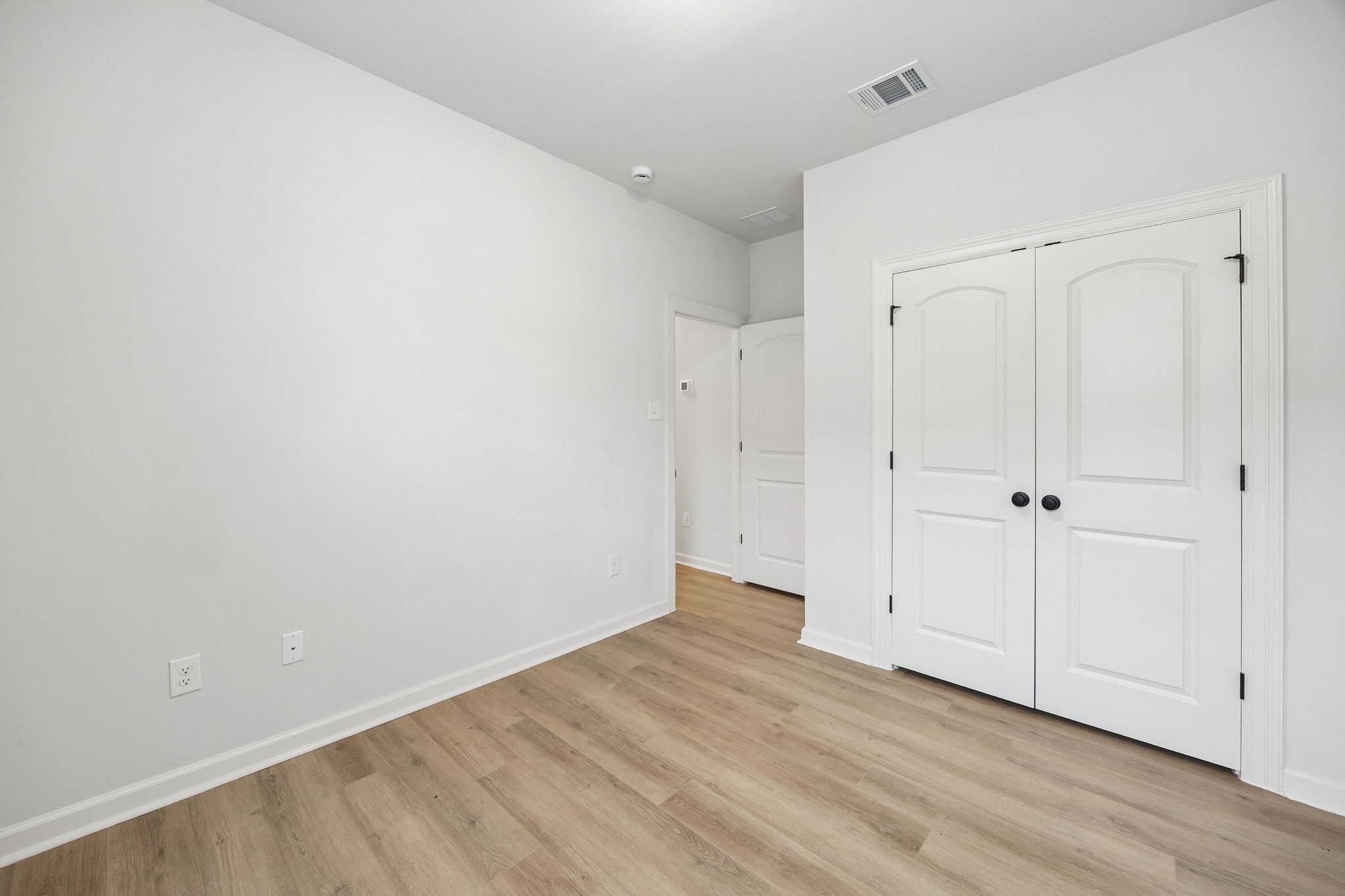 10902 Bonfire Trail Property Photo 18