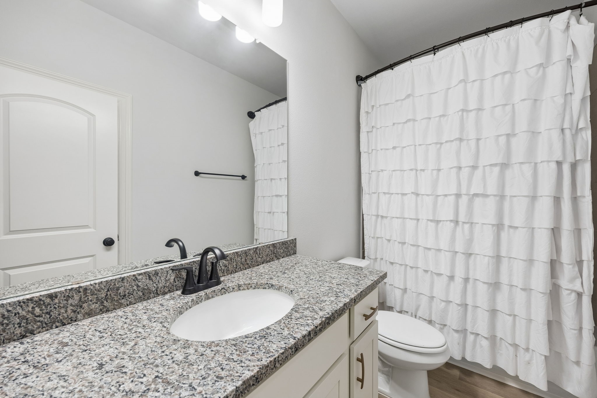 10902 Bonfire Trail Property Photo 19