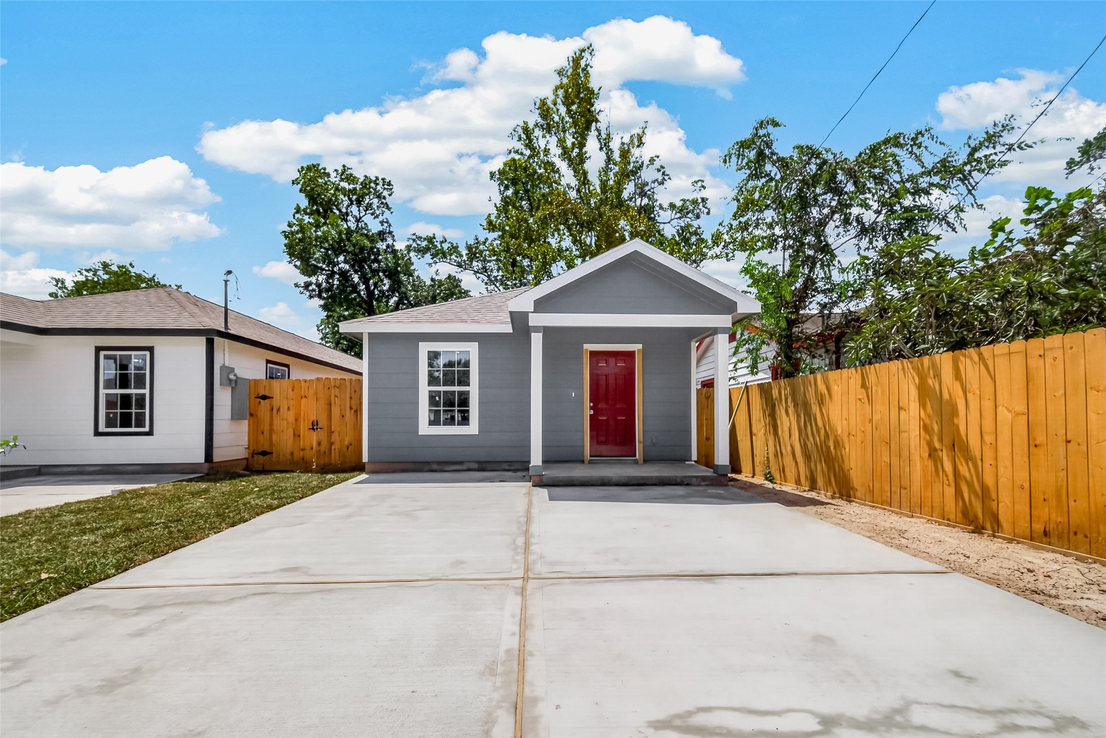 7412 S Hall Street Property Photo 1