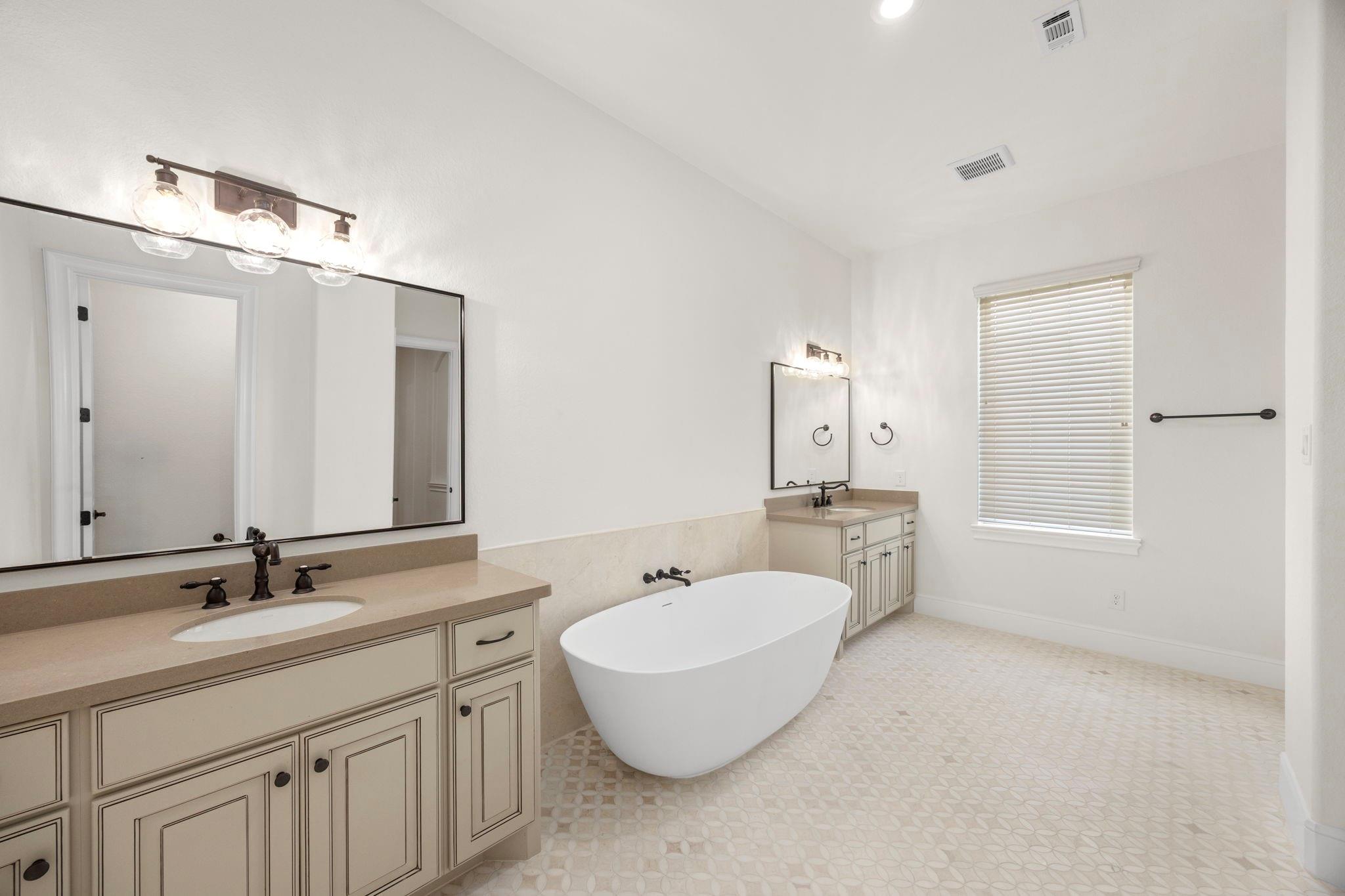 8551 Tombron Grove Road Property Photo 26