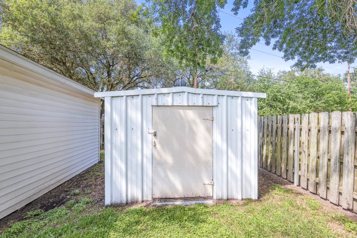 3010 Lamar Circle Property Photo 32
