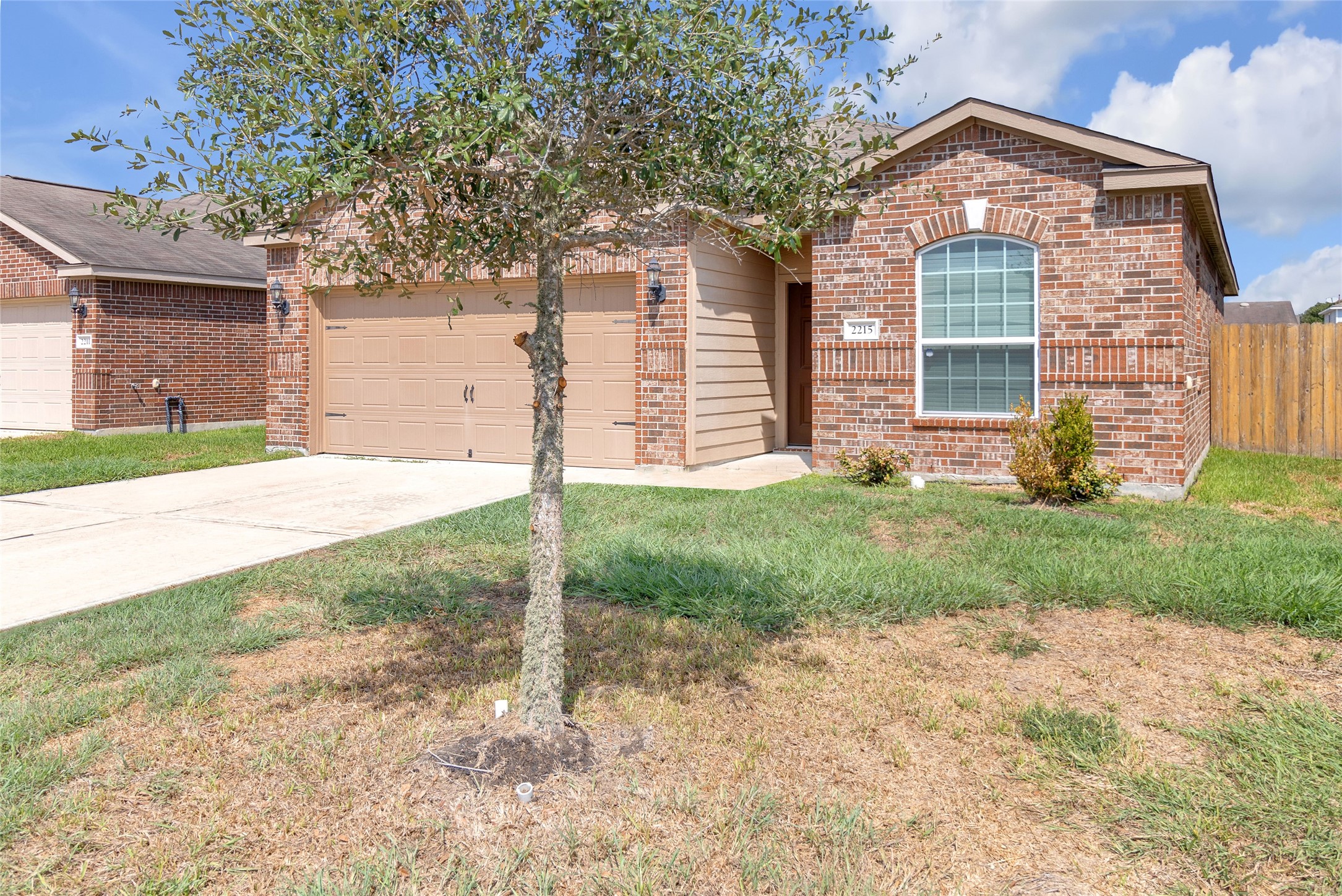 2215 Sandy Sea Road Property Photo 3