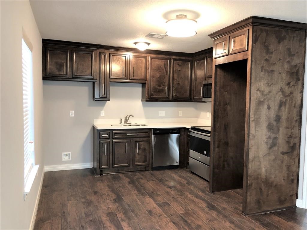 6215 Conley Street Property Photo 4