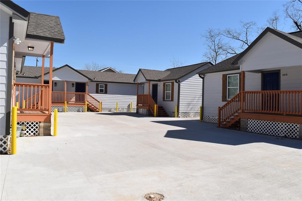 6215 Conley Street Property Photo 6