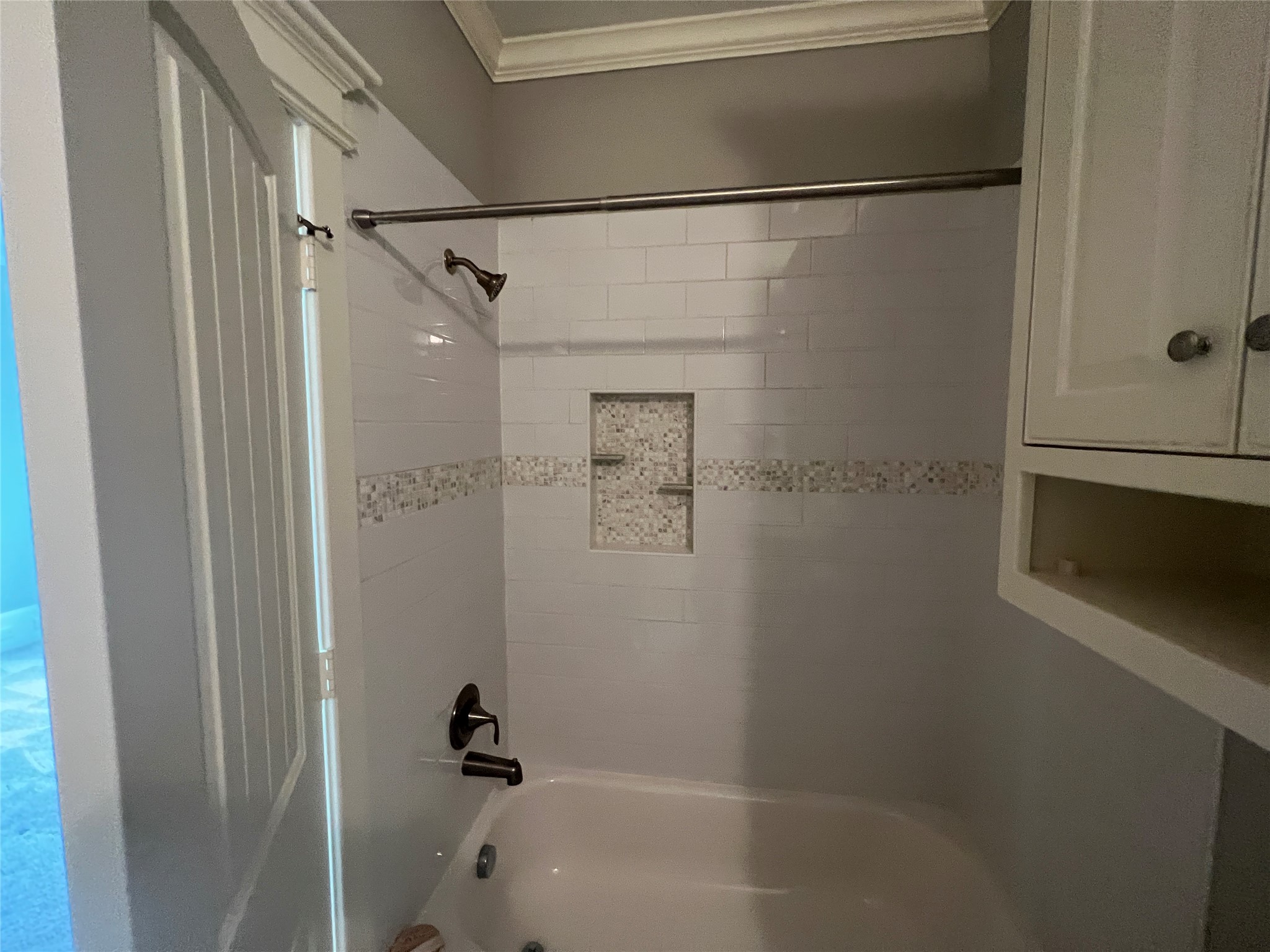 238 W 24th Street Property Photo 10