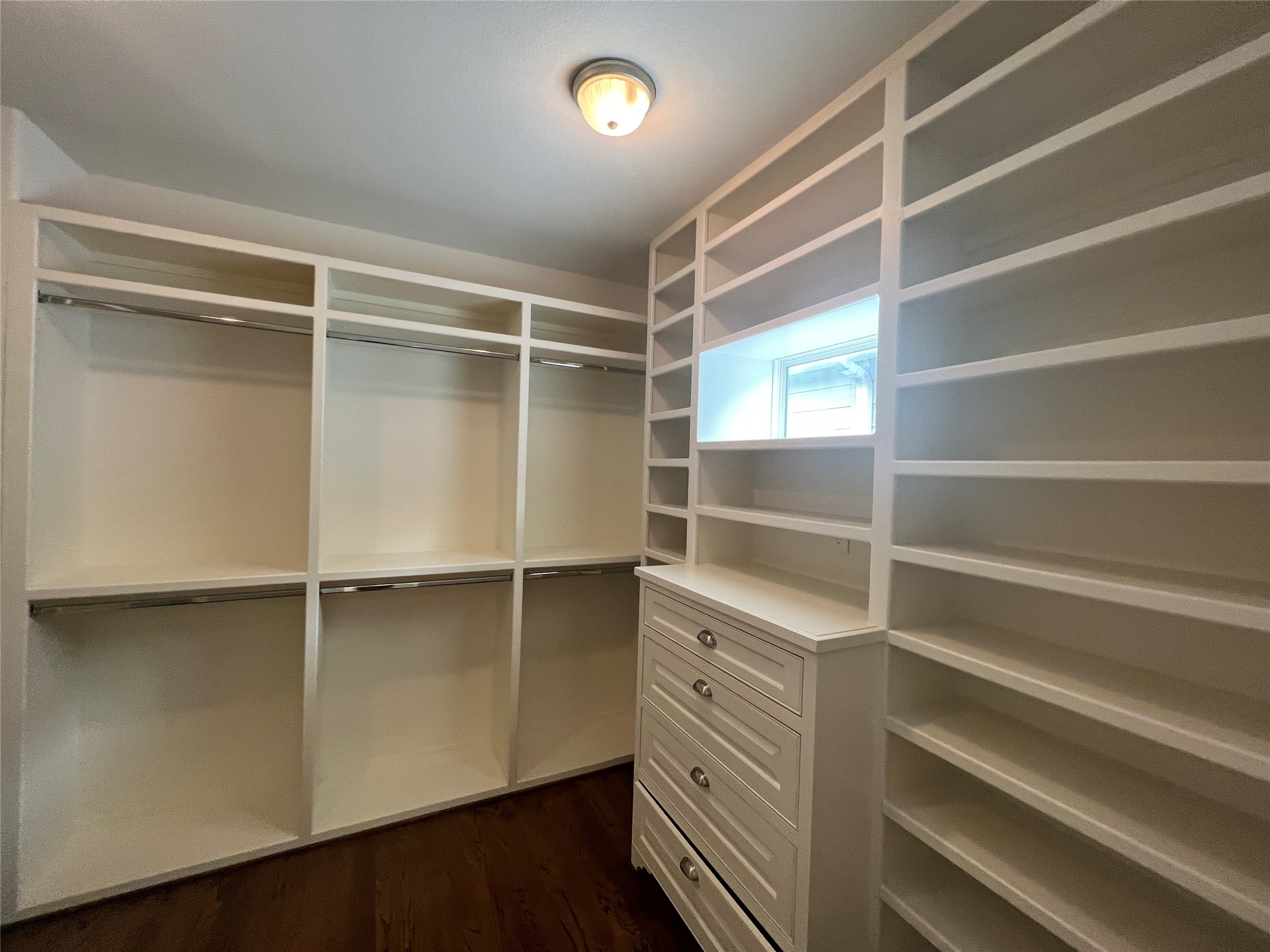 238 W 24th Street Property Photo 24