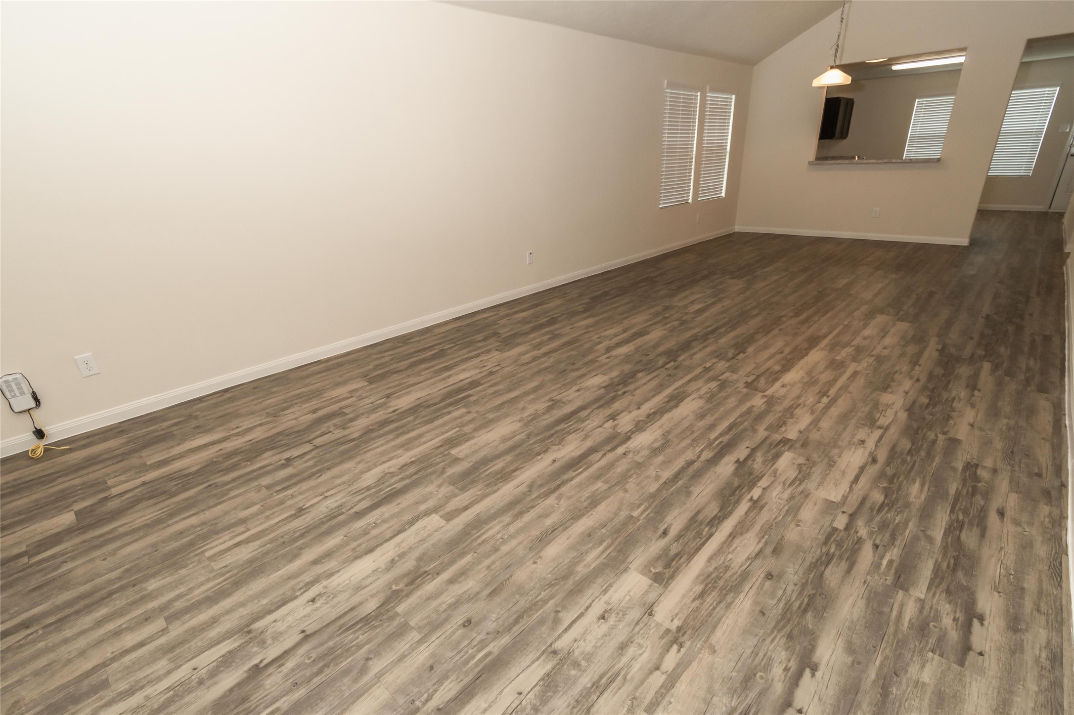 75 Santa Barbara Drive Property Photo 4