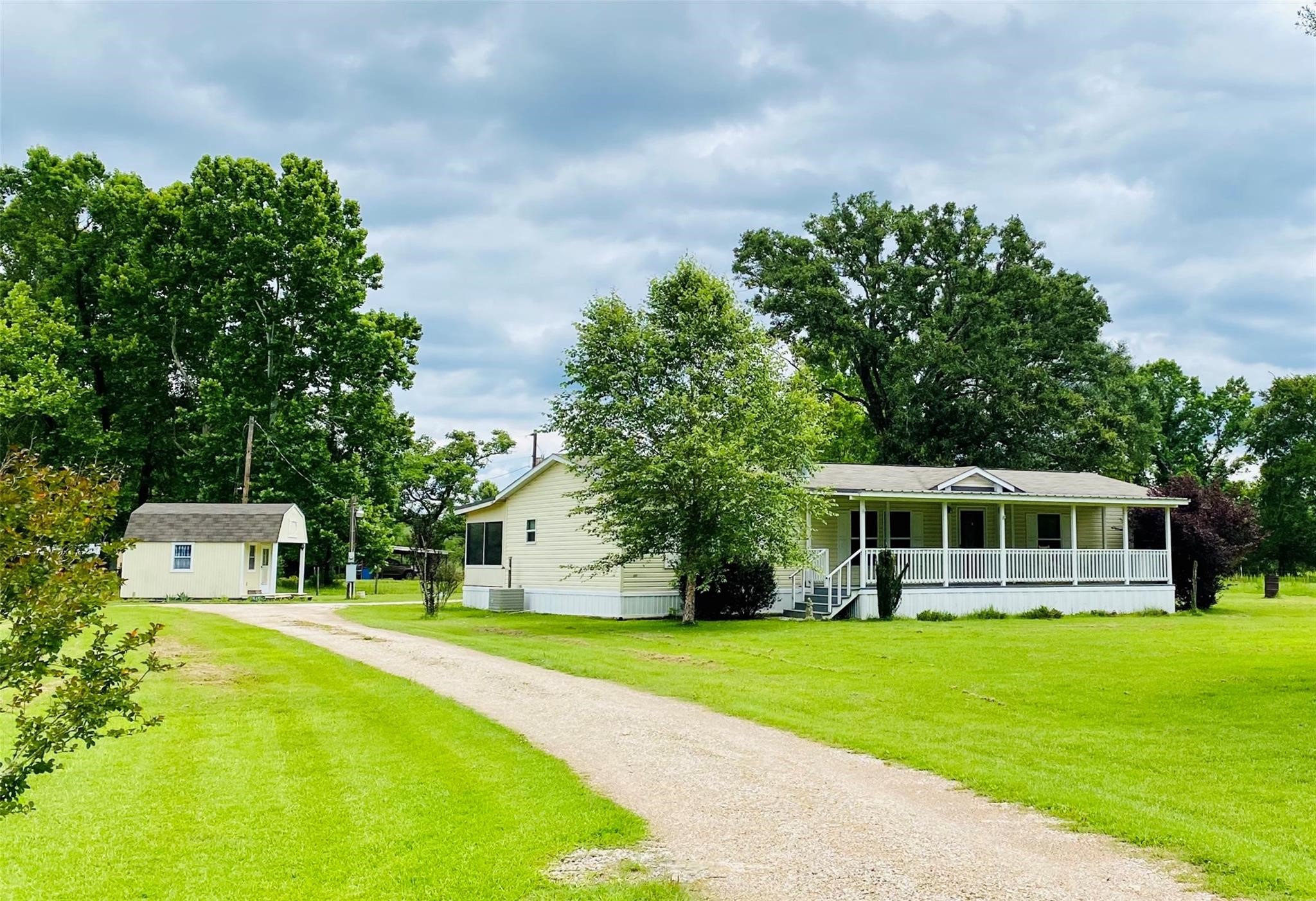 9581 Fm 2501 Property Photo 4