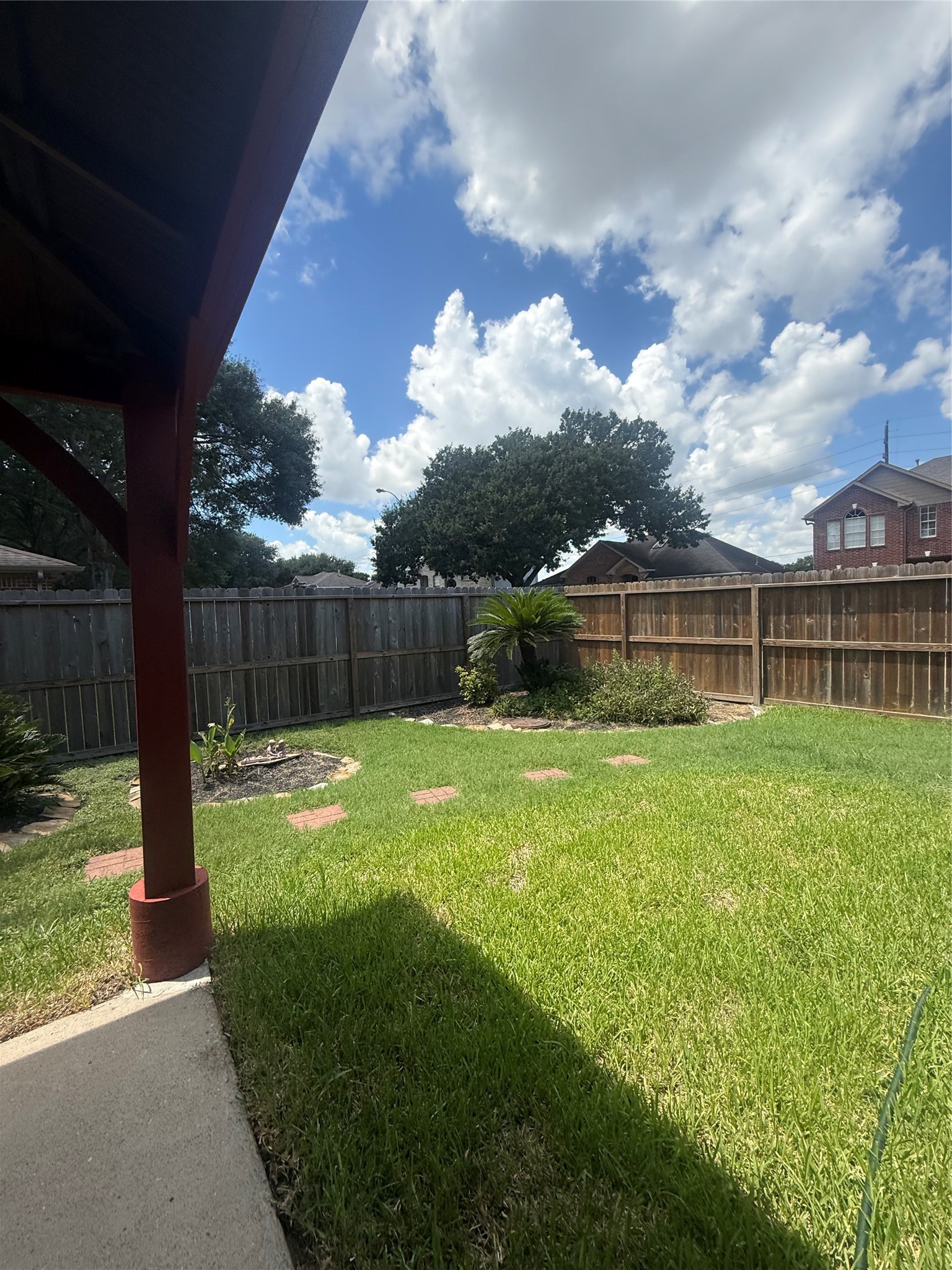8210 Paddington Place Drive Property Photo 20