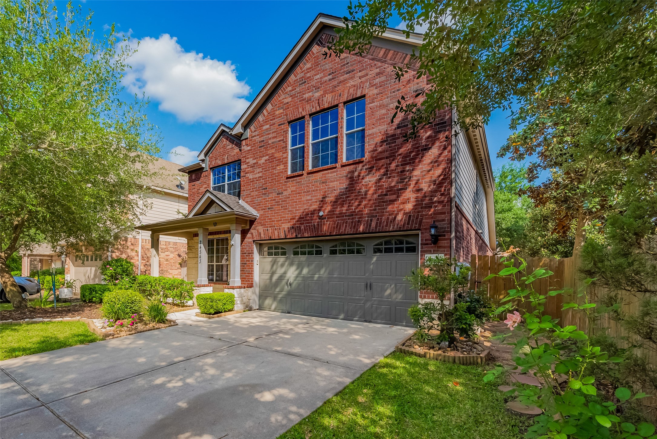 24543 Carlton Springs Lane Property Photo 4