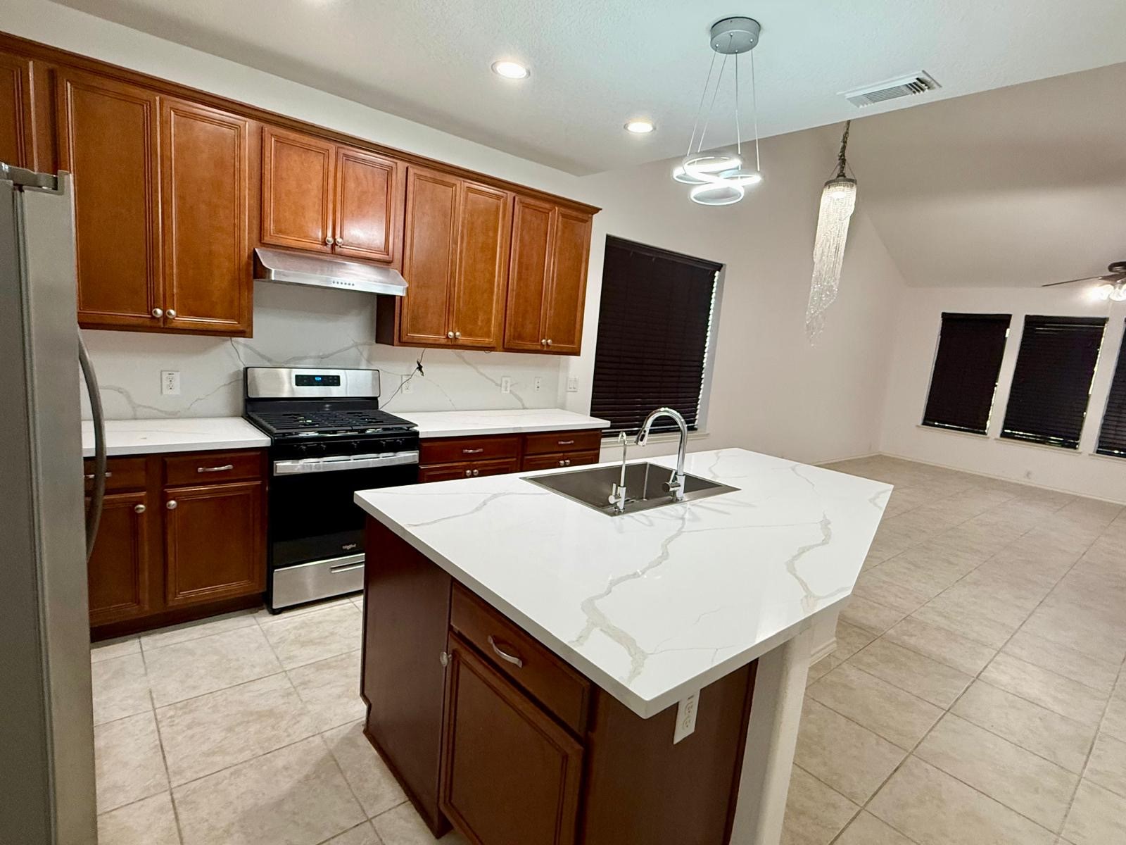 24543 Carlton Springs Lane Property Photo 11