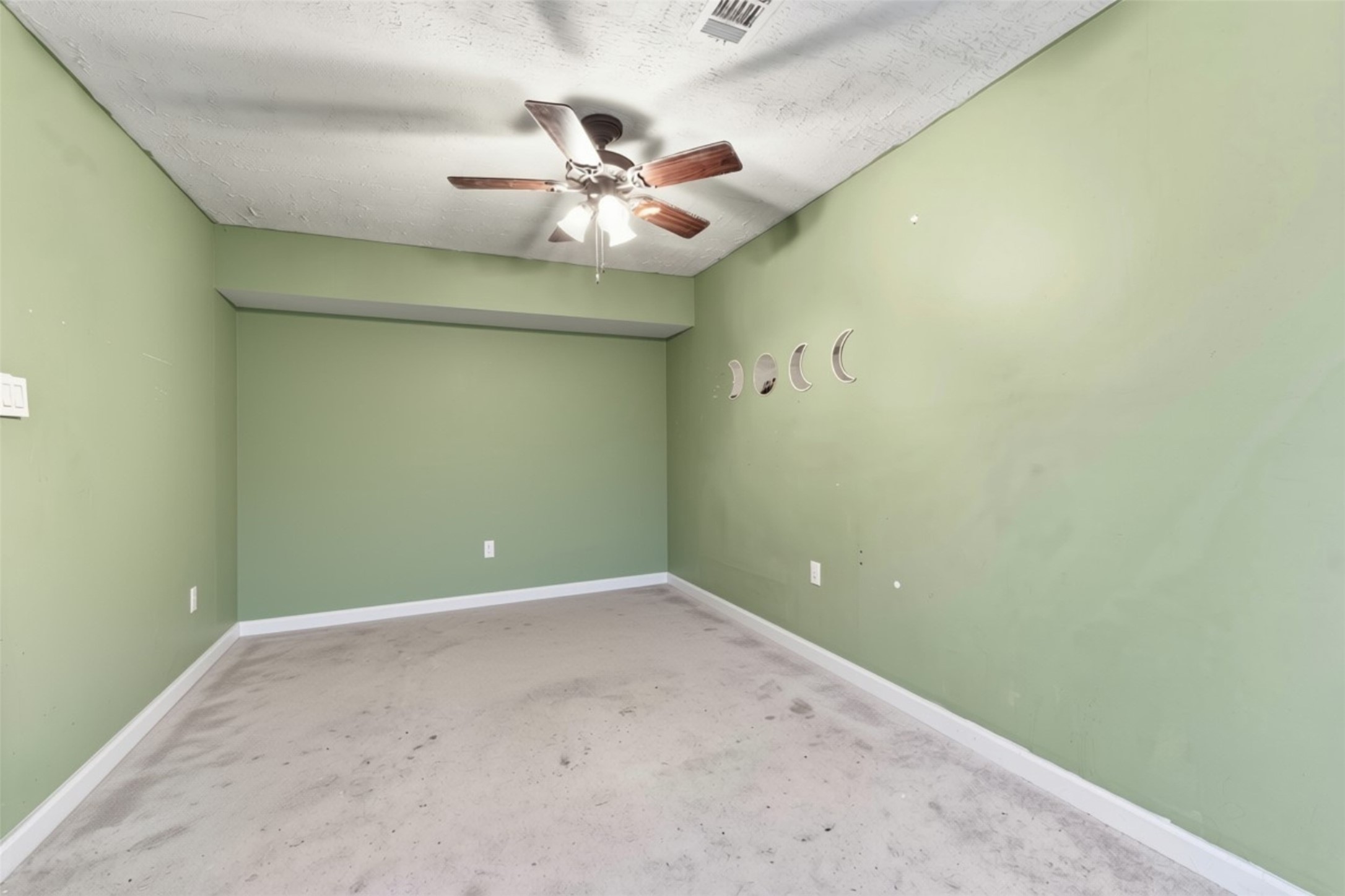 8515 Twisting Vine Lane Property Photo 16